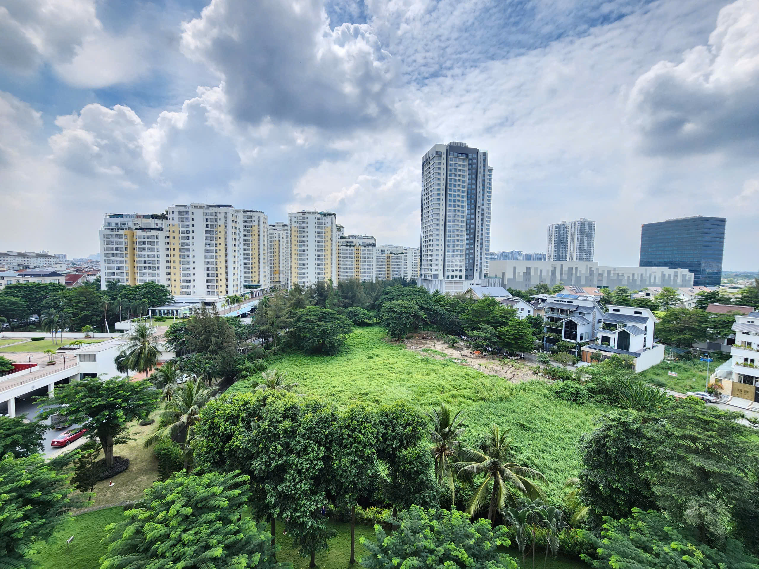 Cho thuê căn hộ Sky Garden 3 Phú Mỹ Hưng, Quận 7 nhà mới thiết kế 2 phòng ngủ view hồ bơi – 56m2 3
