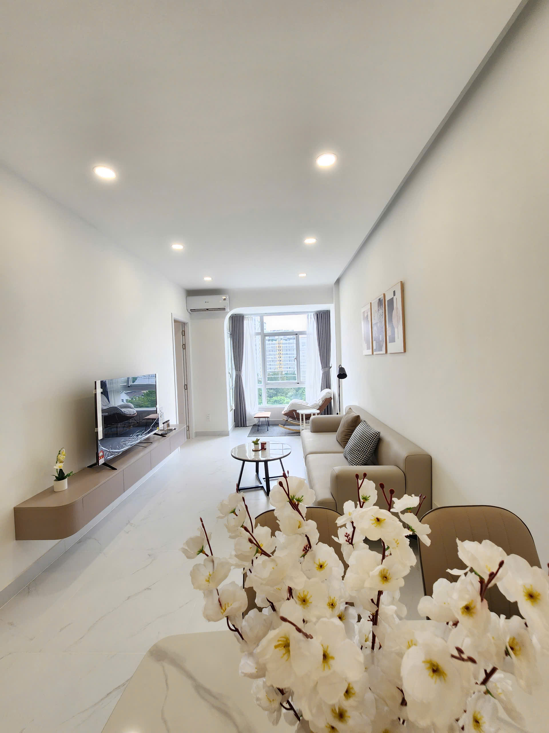 Cho thuê căn hộ Sky Garden 3 Phú Mỹ Hưng, Quận 7 nhà mới thiết kế 2 phòng ngủ view hồ bơi – 56m2 13