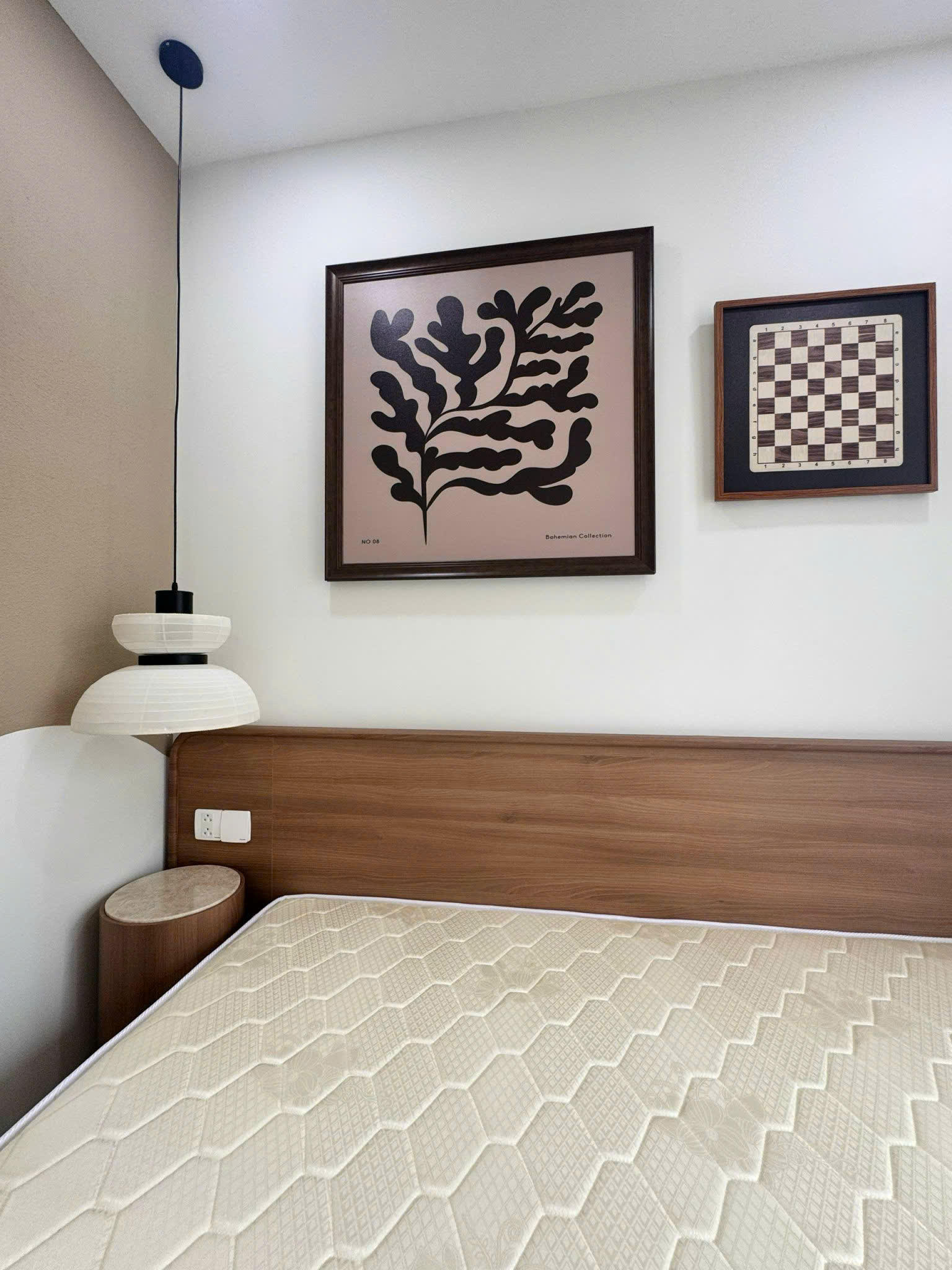 Cho thuê căn hộ Star Hill Phú Mỹ Hưng, Quận 7 thiết kế 2 phòng ngủ có ô đậu xe ô tô, lầu trung – 102 1