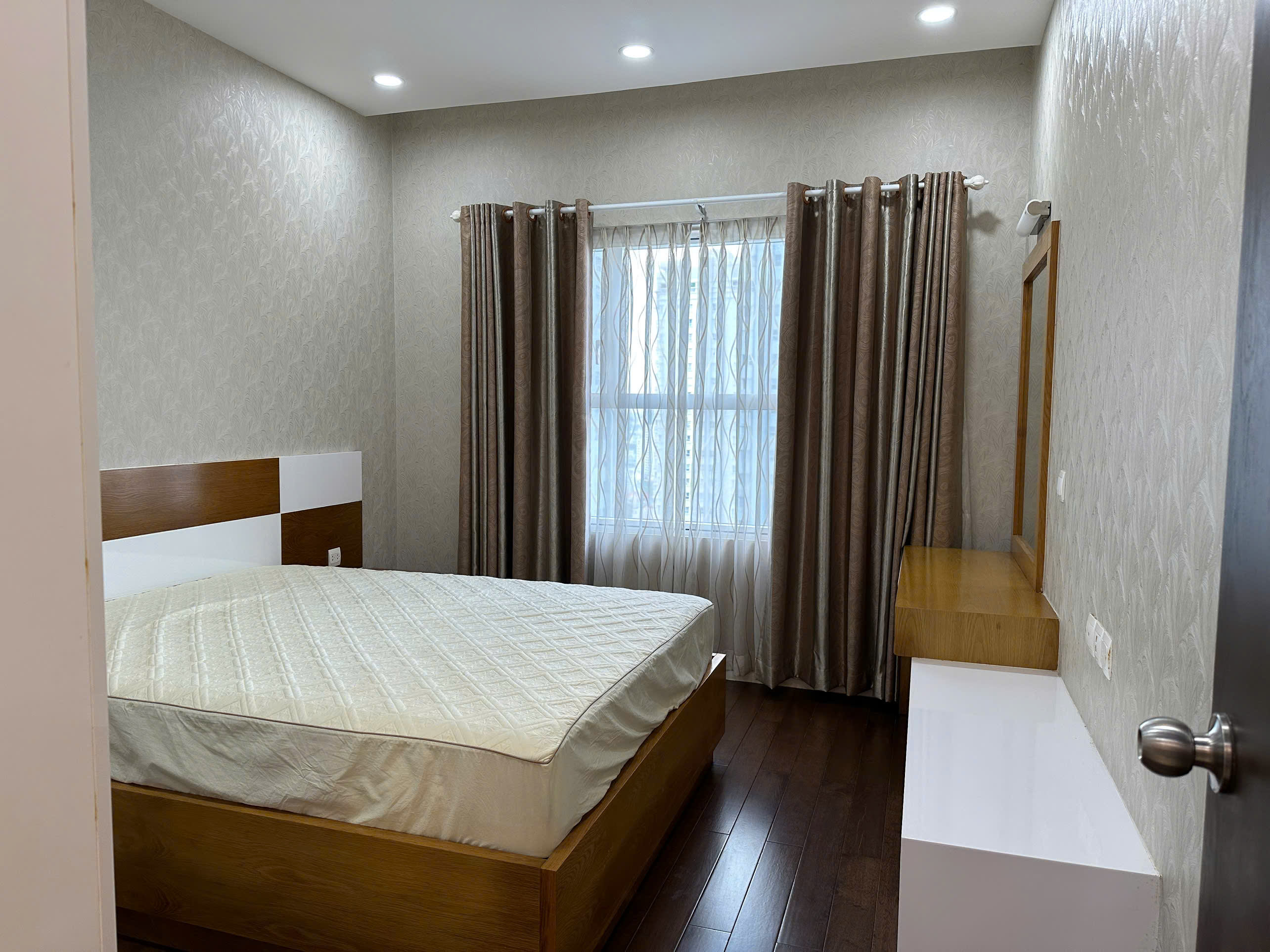 Cho thuê căn hộ Sunrise City, Quận 7 thiết kế 3 phòng ngủ đầy đủ nội thất – 147m2 6