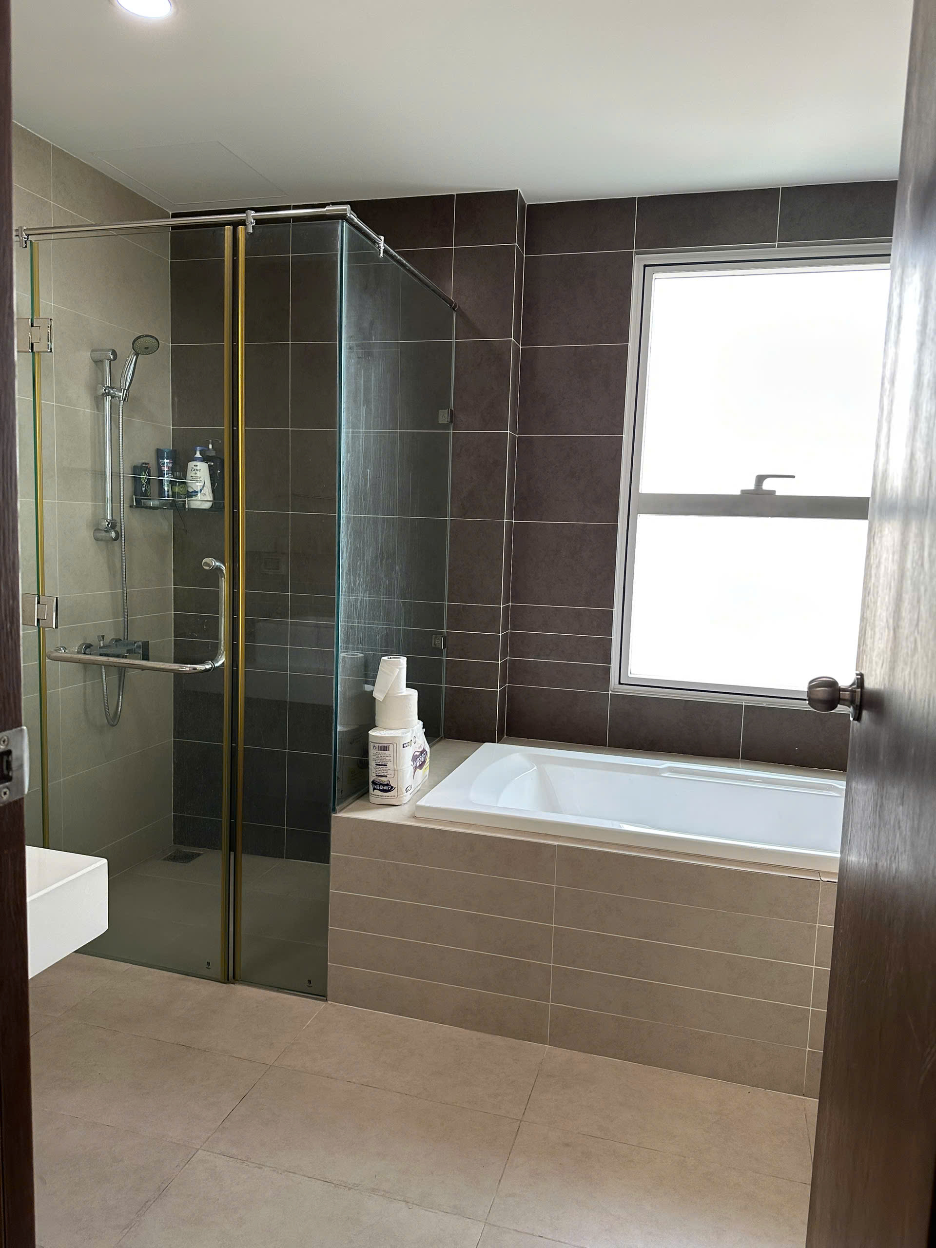 Cho thuê căn hộ Sunrise City, Quận 7 thiết kế 3 phòng ngủ đầy đủ nội thất – 147m2 1