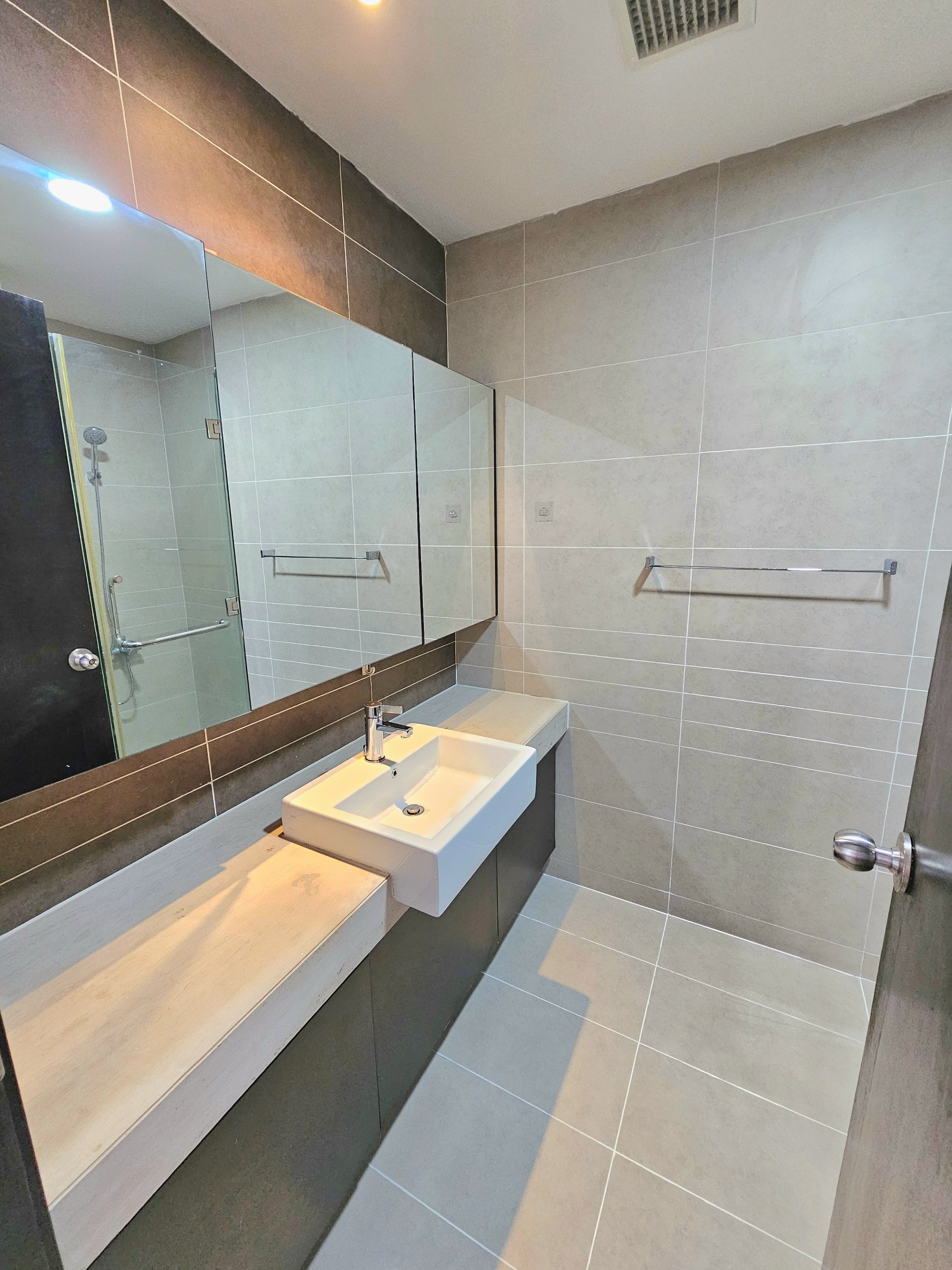 Bán căn hộ Sunrise City, Nguyễn Hữu Thọ, Quận 7 có 4 phòng ngủ đối diện siêu thị Lotte 8