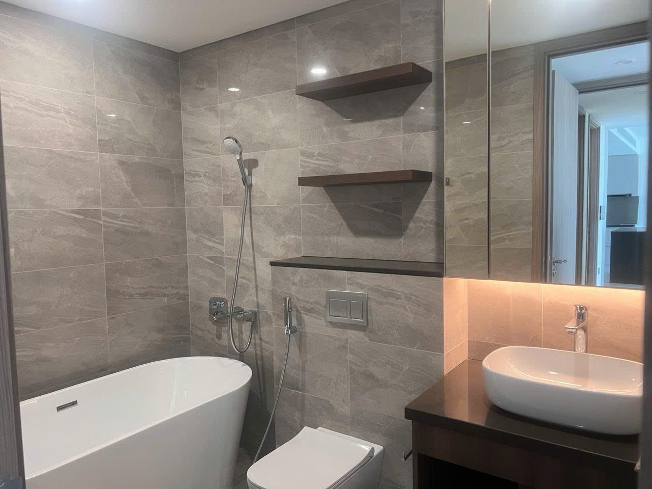 Cho thuê căn hộ Thảo Điền Green, Tp Thủ Đức thiết kế 2 phòng ngủ view sông – 84m2 6