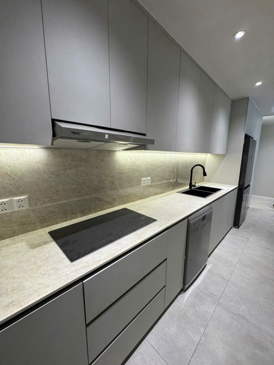 Bán căn hộ The Antonia Phú Mỹ Hưng, Quận 7 nhà mới đẹp có 2 phòng ngủ, lầu thấp 10