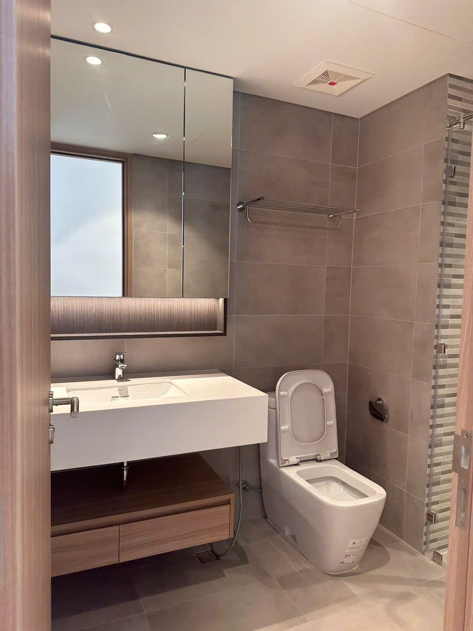 Cho thuê căn hộ The Horizon Phú Mỹ Hưng, Quận 7 thiết kế 3 phòng ngủ view sông, lầu 18 – 113.68m2 4