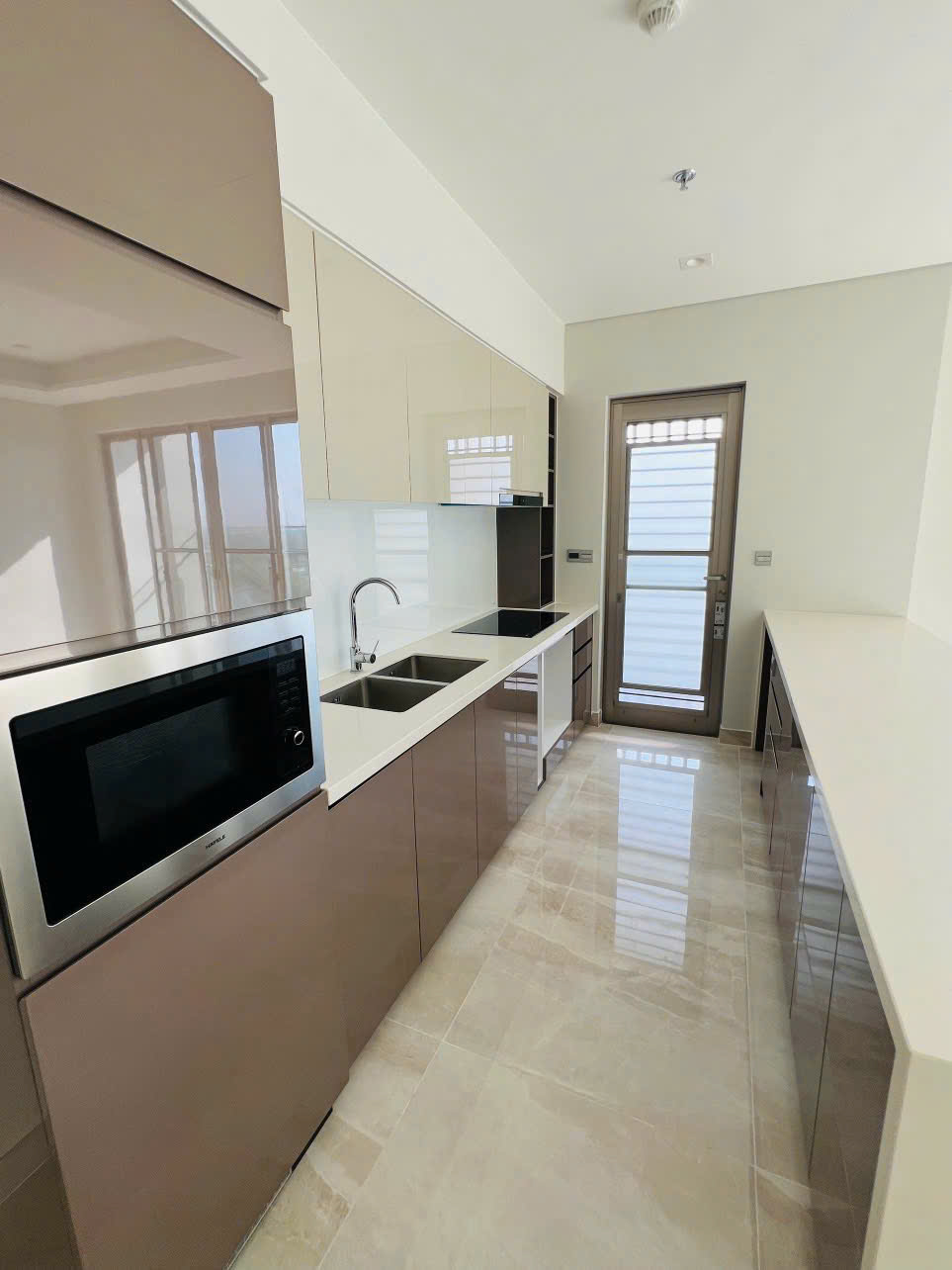 Bán 2 căn hộ The Horizon Phú Mỹ Hưng, Quận 7 căn góc thiết kế 6 phòng ngủ view sông – 228m2 1