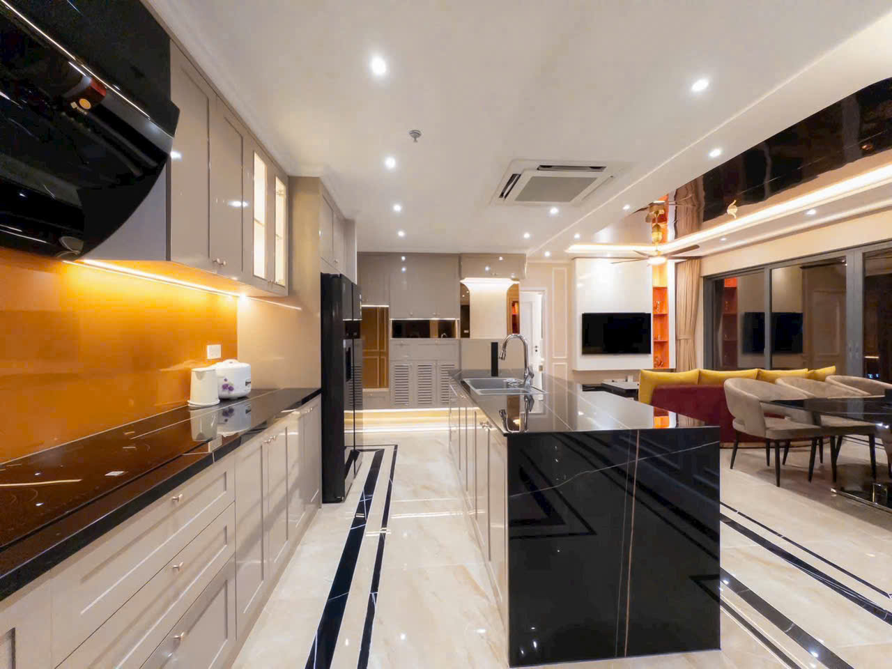 Cho thuê căn hộ The Infiniti Riviera Point Quận 7 thiết kế 3 phòng ngủ – 135m2 5