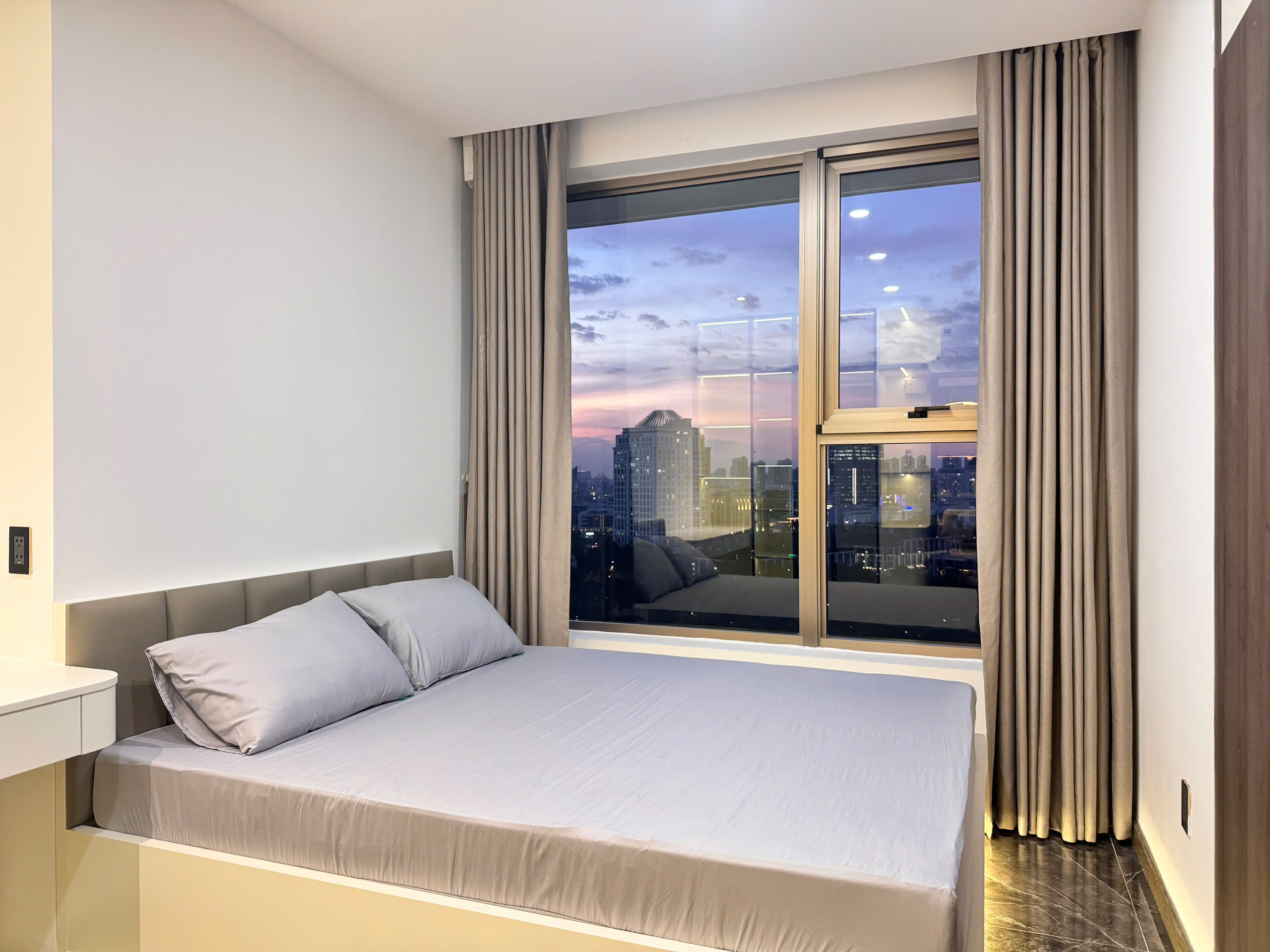 Cho thuê căn hộ The Peak Midtown M8 Phú Mỹ Hưng, Quận 7 căn góc có 2 phòng ngủ view sông – 122.95m2 15