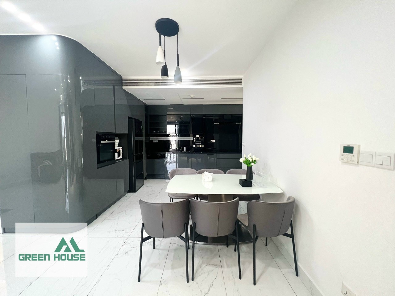 The View Riviera Point apartment for rent in District 7 beautiful house with high-class furniture 2