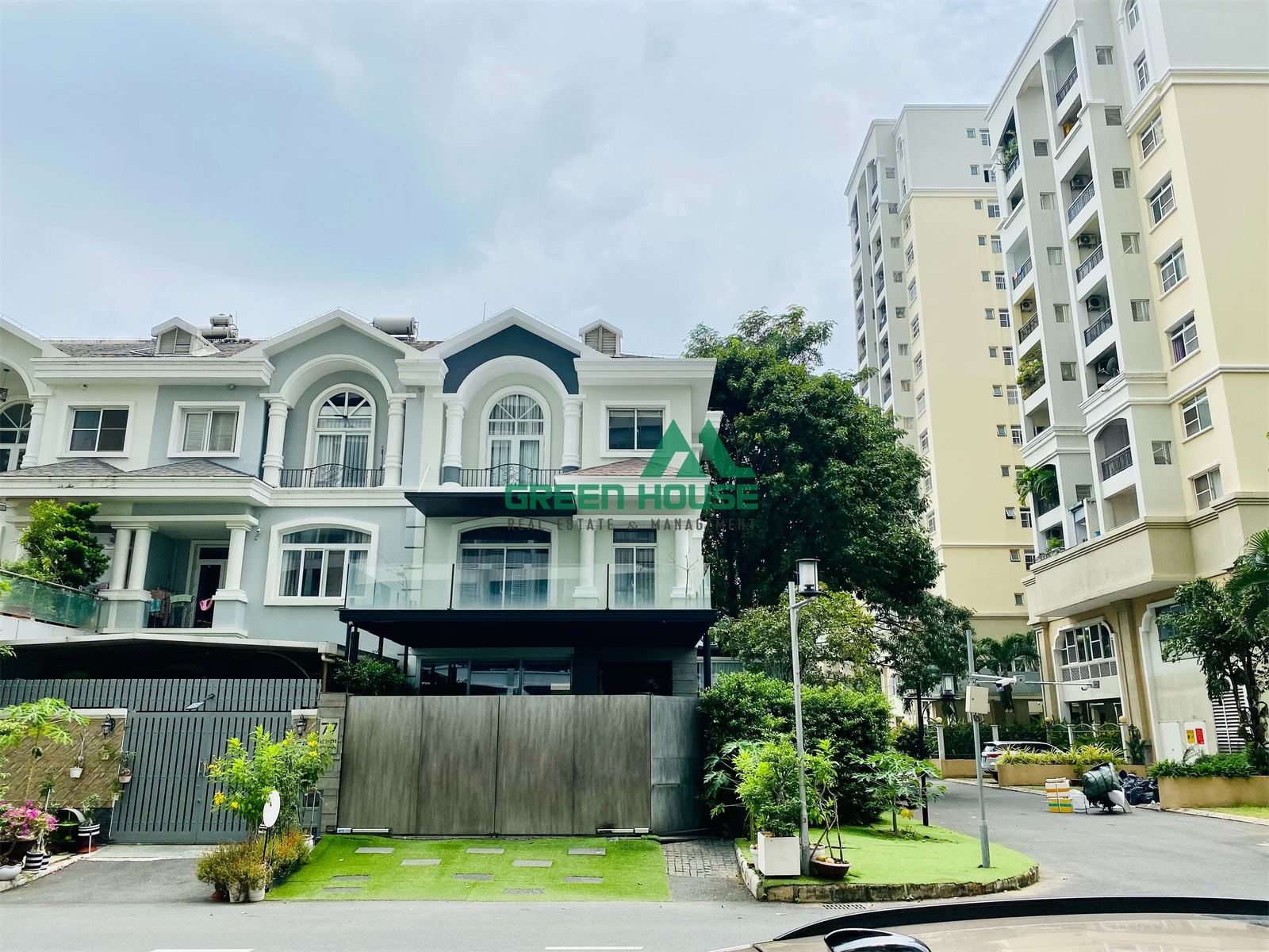 Villa for rent in Phu My Hung - Tan Phu Ward - District 7 5