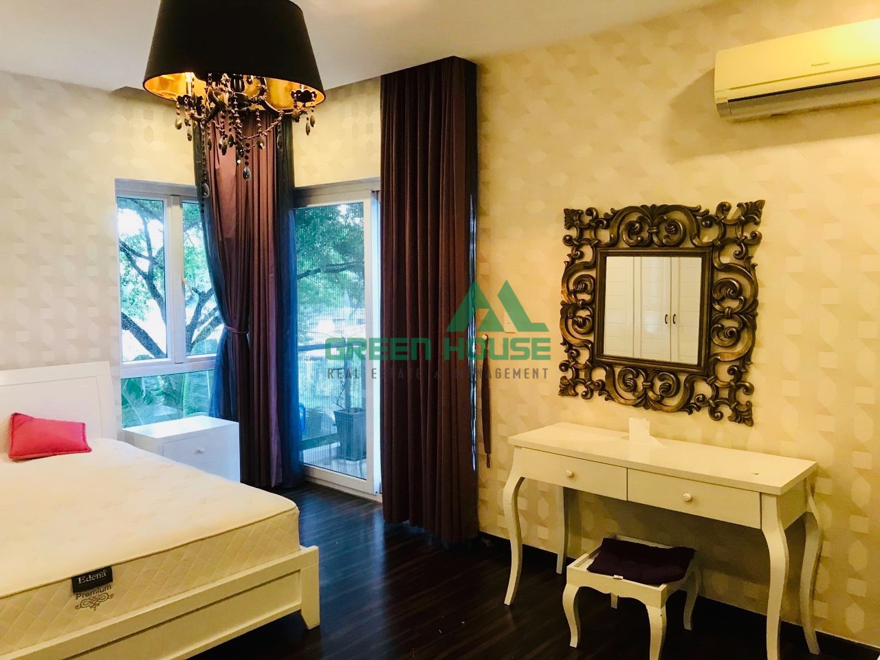 Cho Thuê Biệt Thự Có Hồ Bơi Phú Mỹ Hưng Giá Tốt 8