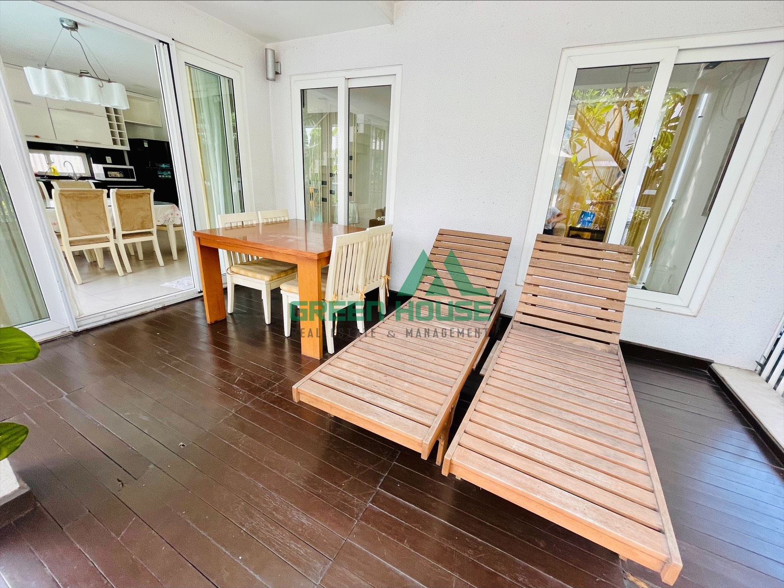 Cho Thuê Biệt Thự Có Hồ Bơi Phú Mỹ Hưng Giá Tốt 2