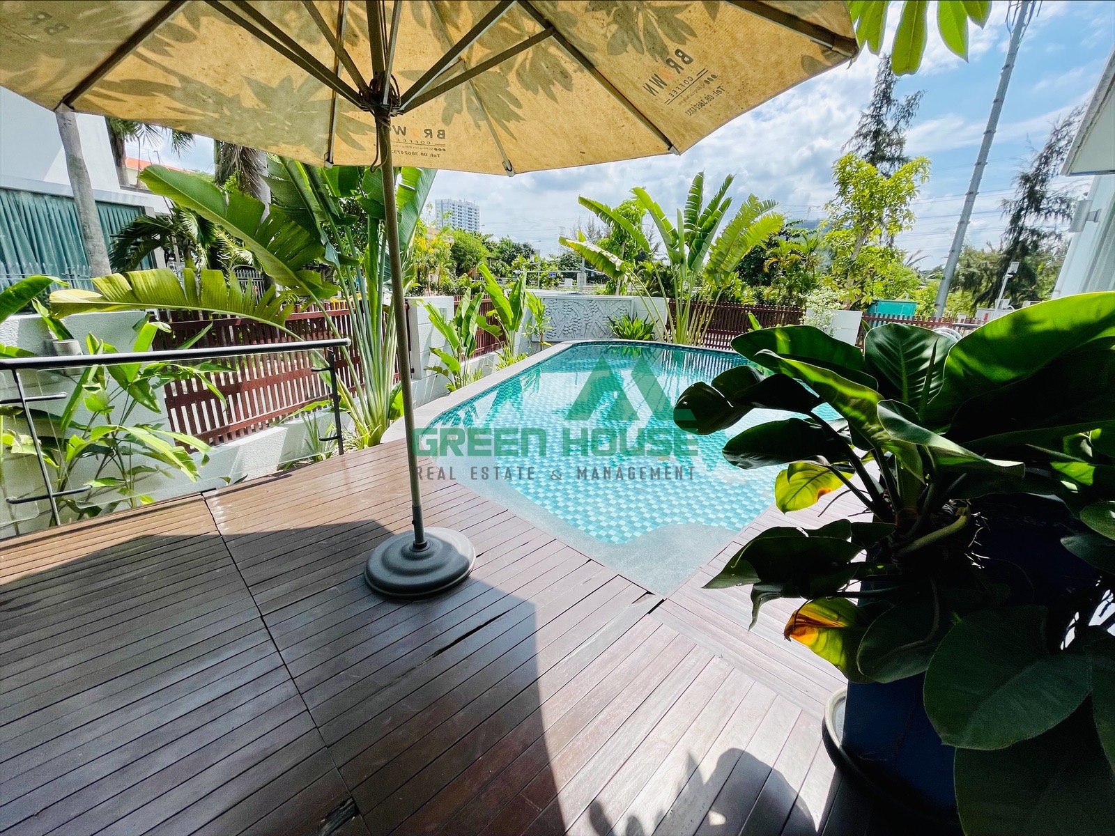 Cho Thuê Biệt Thự Có Hồ Bơi Phú Mỹ Hưng Giá Tốt 1