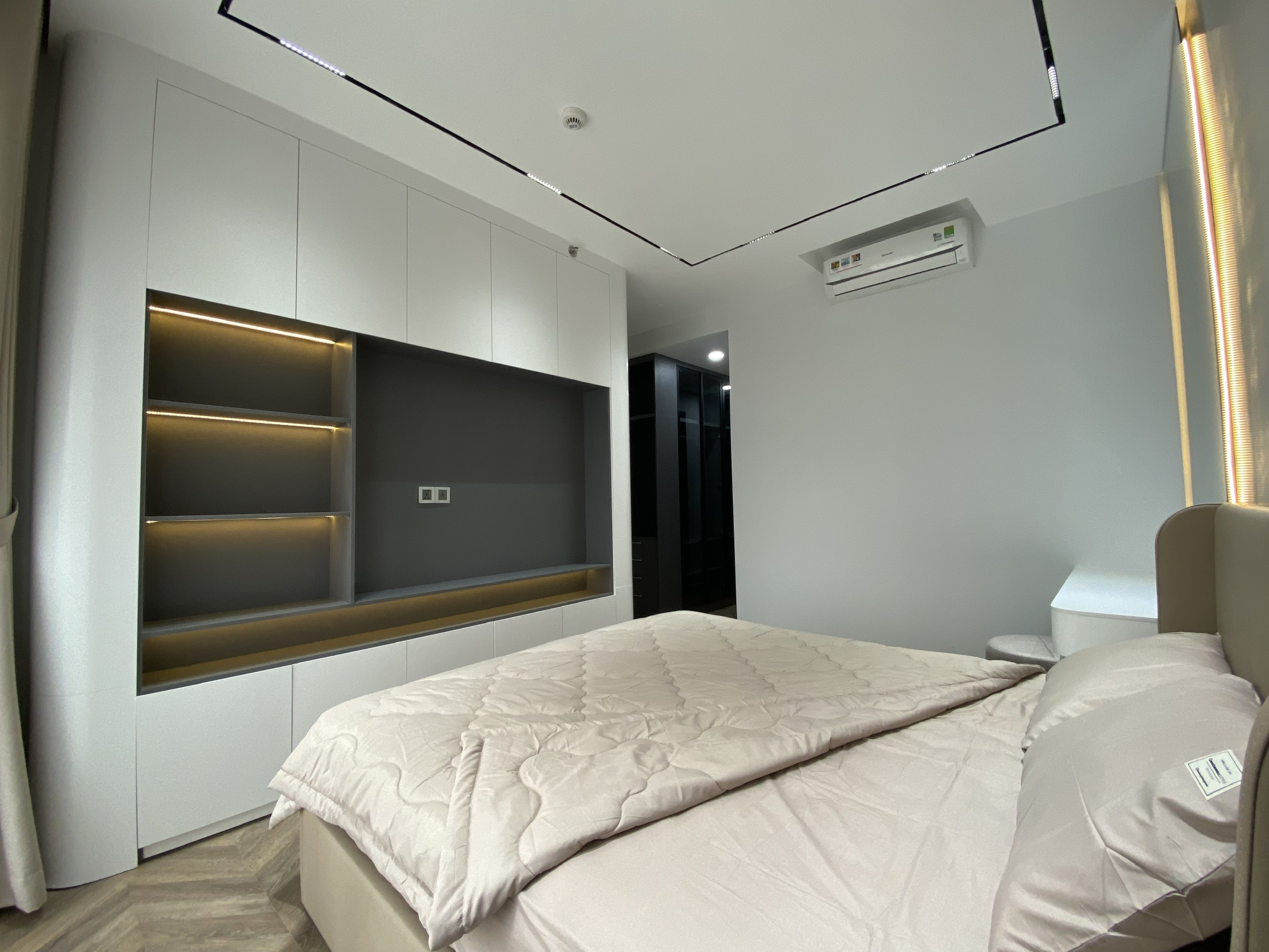 Apartment for rent Midtown M8, Phu My Hung in District 7, luxury apartment with 3 bedrooms 3