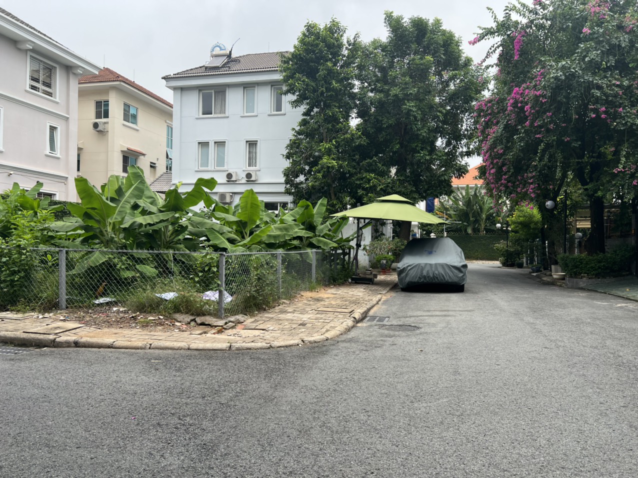 Bán đất biệt thự Nam Quang 2 Phú Mỹ Hưng, Quận 7 căn góc khu Cảnh Đồi hướng Đông và Nam 3