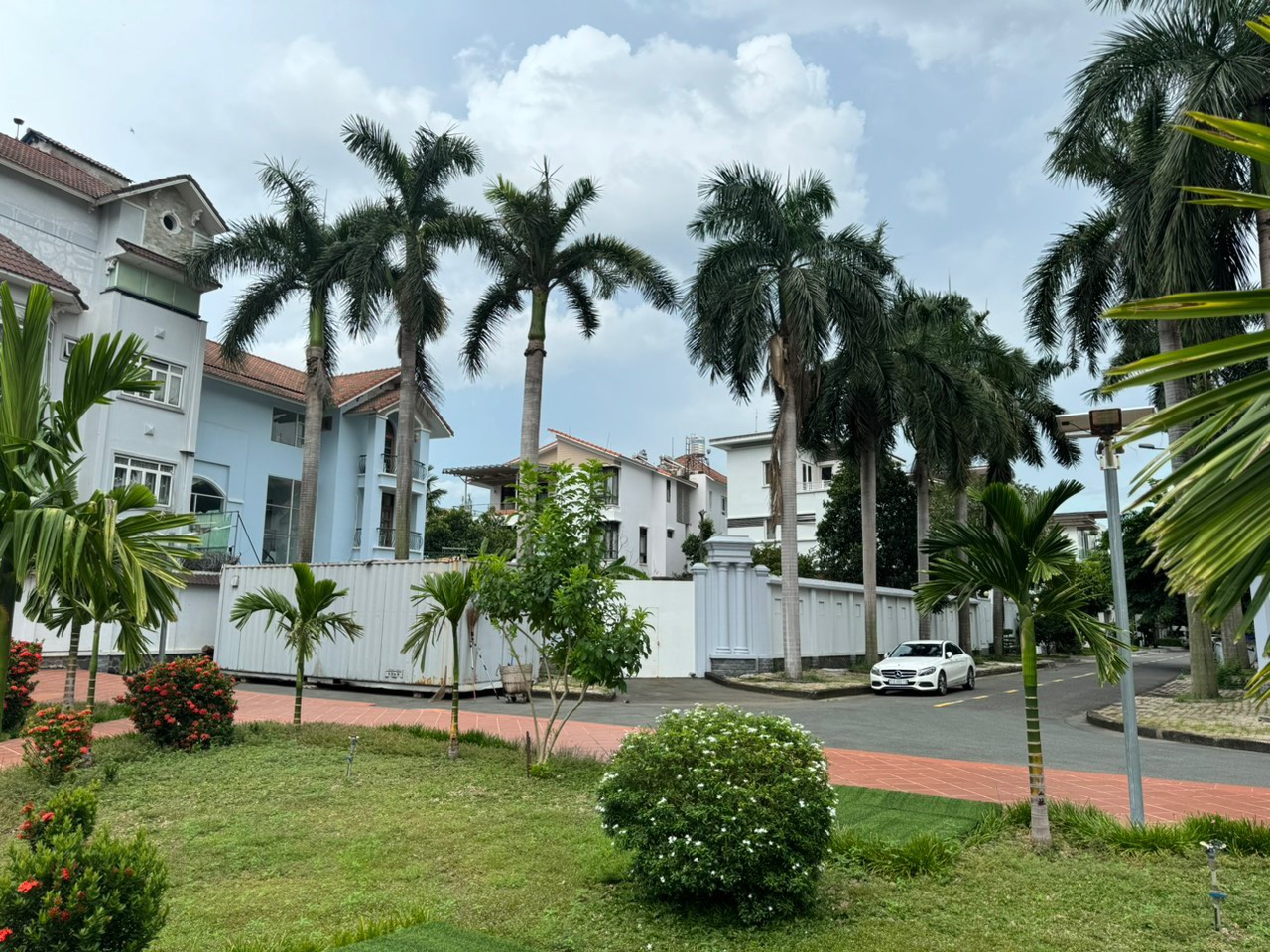 Bán đất biệt thự River Mark Trần Não, Thủ Đức lô góc view công viên hướng ra sông đối diện Landmark  2