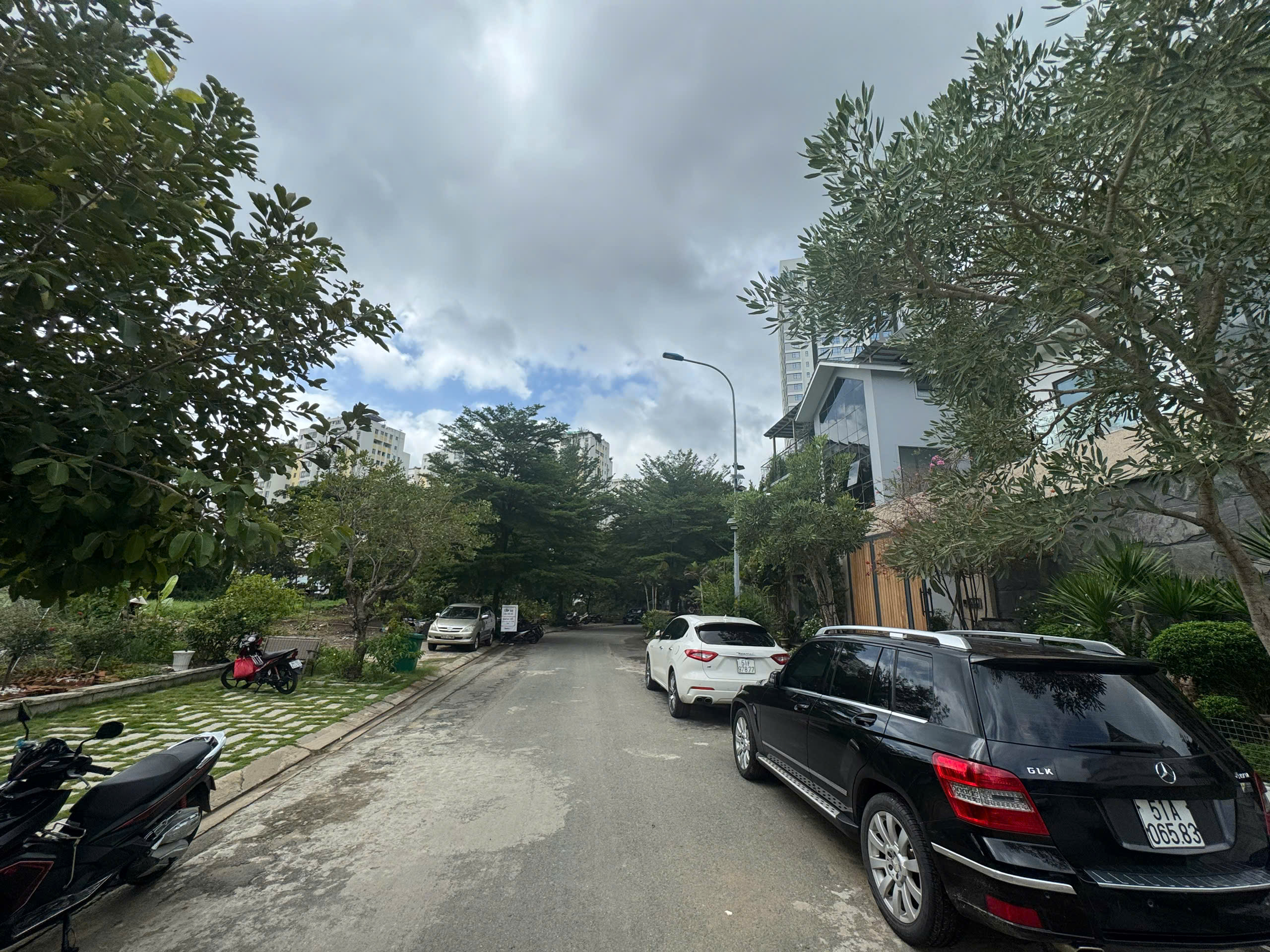 Bán đất biệt thự Sadeco Vivo Quận 7 được xây hầm + 3 lầu view công viên cực thoáng – 250m2 1