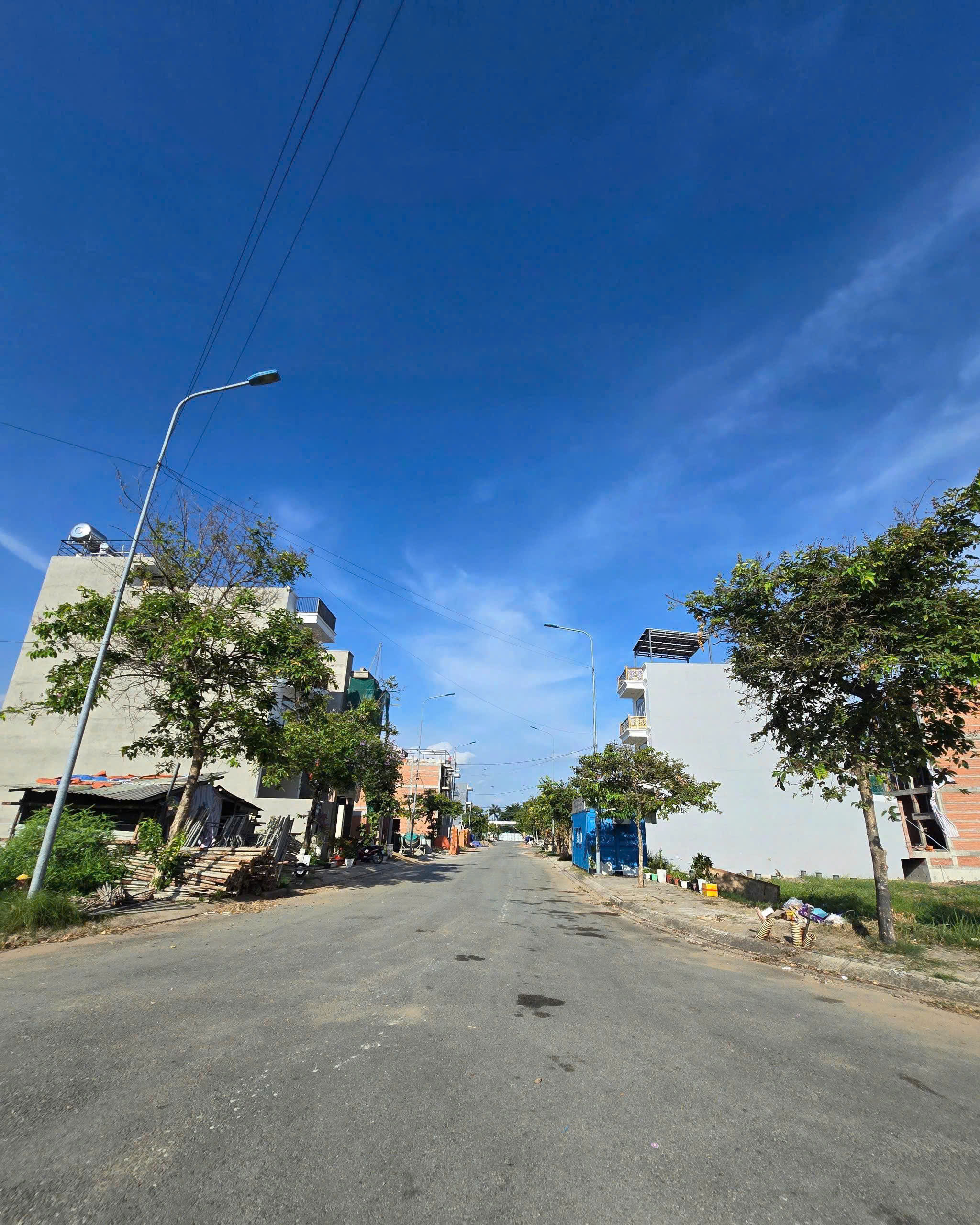 Bán đất mặt tiền Đào Trí KDC Lotus Residence, Quận 7 được xây hầm + trệt + 2 lầu + sân thượng – 93.5 4