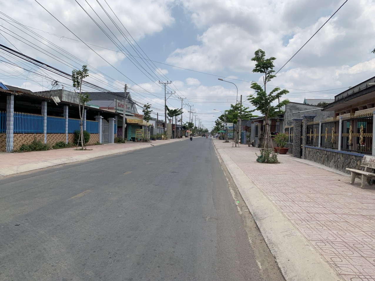 Bán lô đất mặt tiền đường TL830 Xã Long Cang, Cần Đước, Long An đường lớn có vỉa hè rộng 3m 4