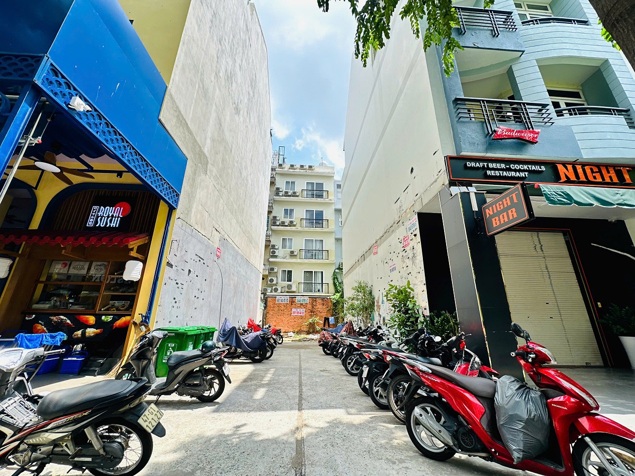 Bán đất mặt tiền Hưng Gia 4 Phú Mỹ Hưng, Quận 7 lô R4-70 kế căn góc đường Phạm Văn Nghị – 111m2