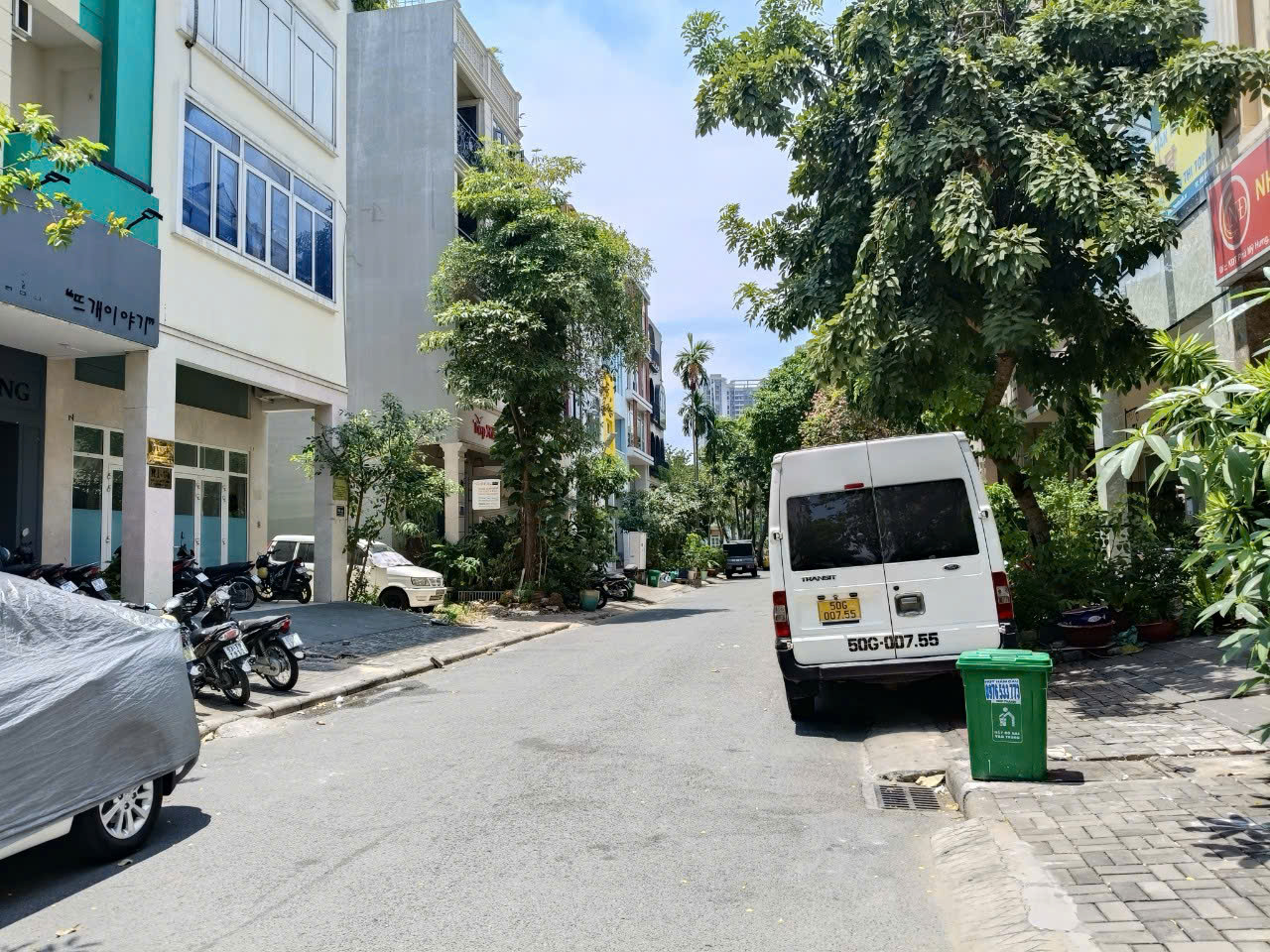 Bán 2 lô đất Mỹ Toàn 2 Phú Mỹ Hưng, Quận 7 được xây hầm + trệt + lửng + 3 lầu, hướng Bắc 8