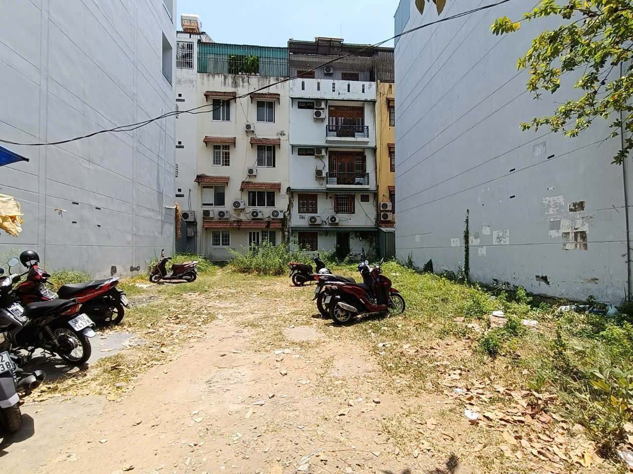 Bán 2 lô đất Mỹ Toàn 2 Phú Mỹ Hưng, Quận 7 được xây hầm + trệt + lửng + 3 lầu, hướng Bắc 2