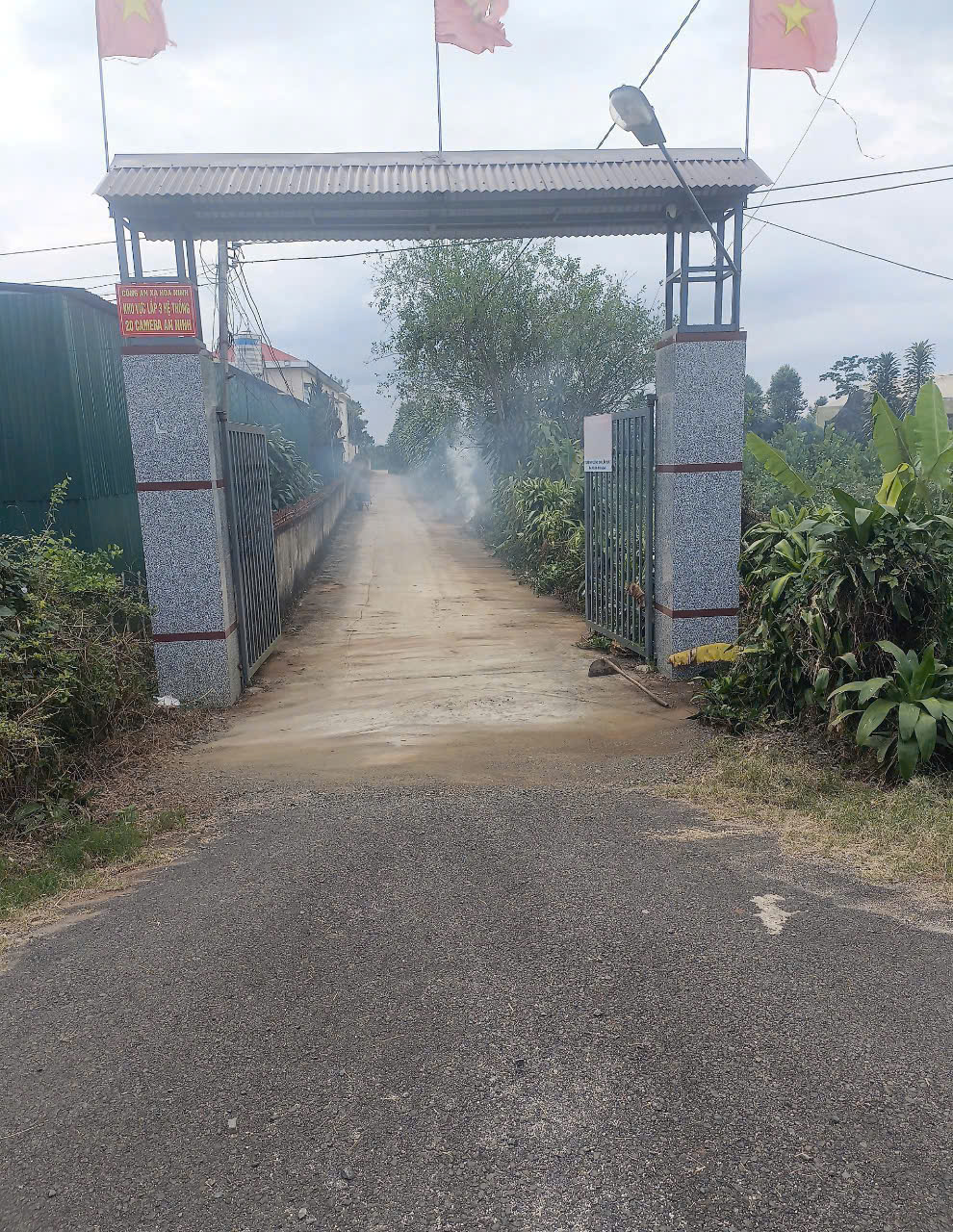 Bán đất trồng cây 1.5ha Di Linh, Lâm Đồng có 3 mặt tiền, trên đất có trồng cà phê và sầu riêng 1