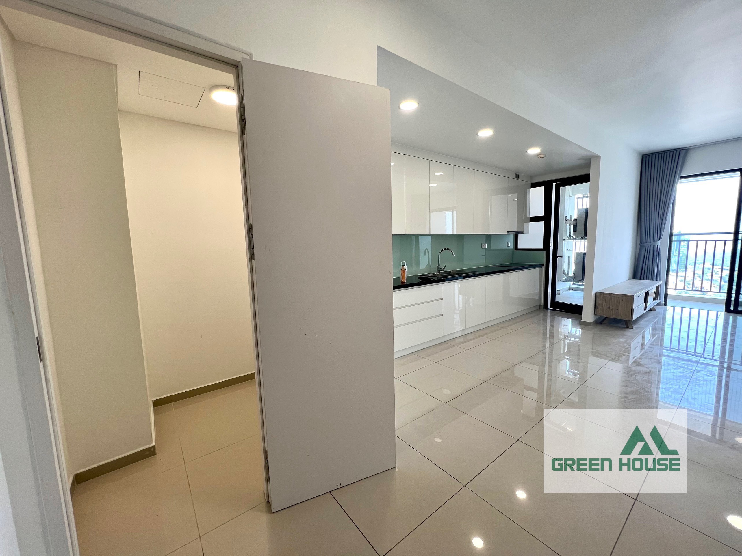 Apartment for rent The View Riviera Point in District 7 3