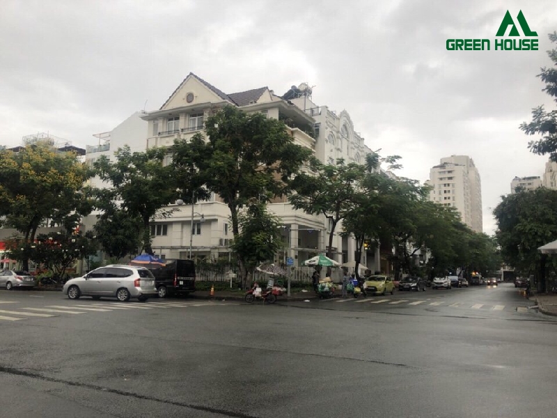 Cho thuê nhà phố kinh doanh tại Phú Mỹ Hưng  1