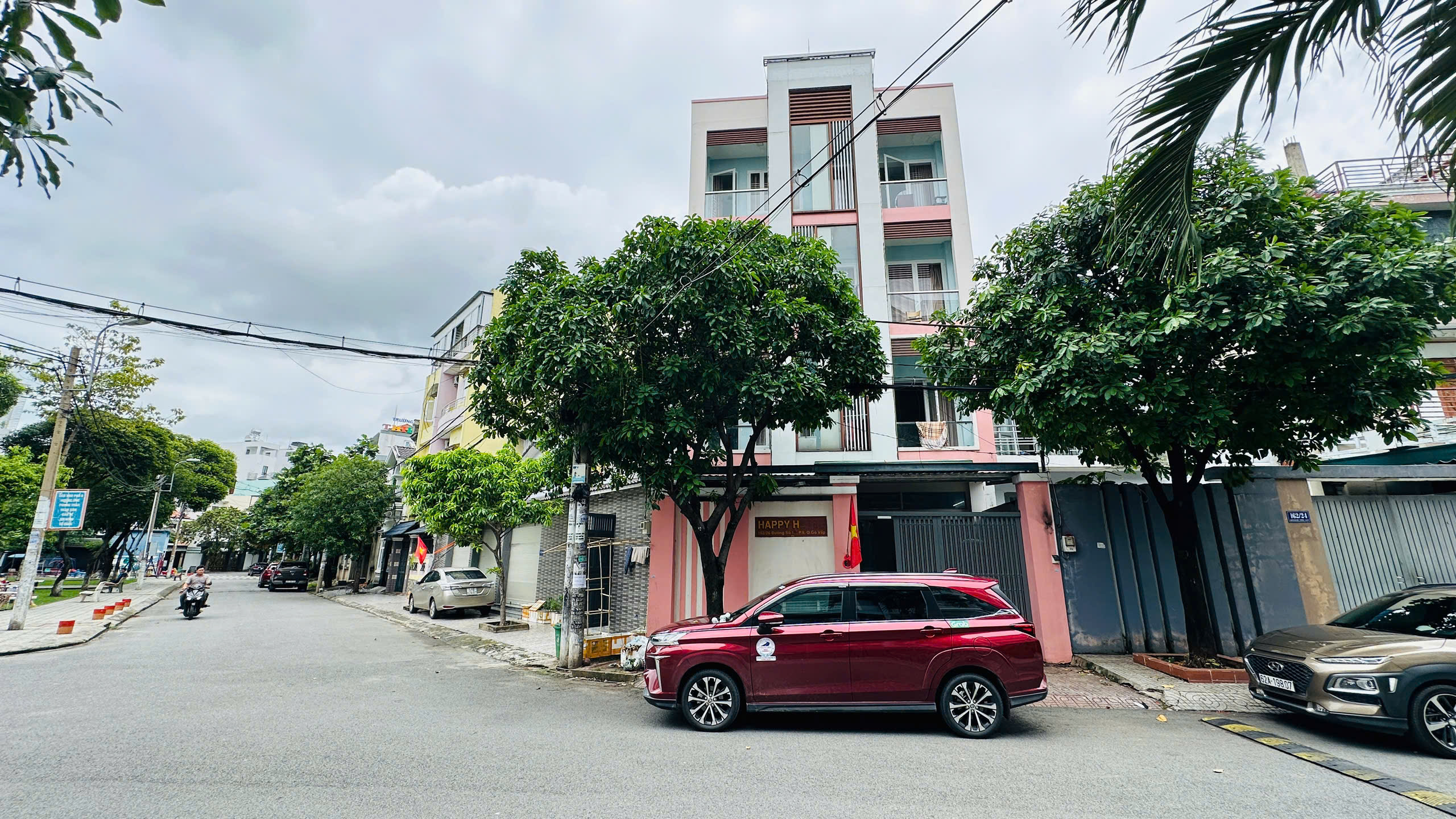 Bán khách sạn 162 Nguyễn Văn Khối, Phường 8, Gò Vấp, xây 4 tầng có 19 phòng ngủ, gần sân bay – 149m2 4