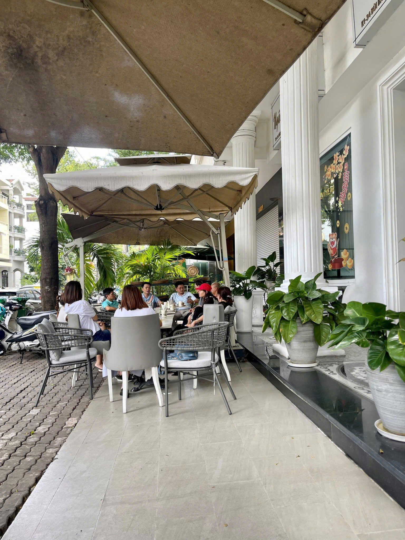 Bán hoặc cho thuê khách sạn Hưng Gia 5 Phú Mỹ Hưng, Quận 7 căn góc xây 5 tầng có 13 phòng - 203.5m2 8