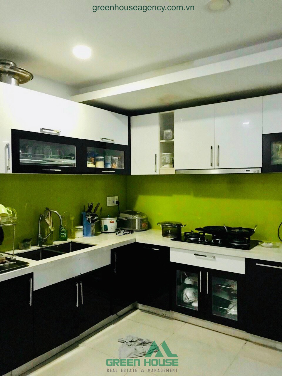 Cần Bán nhà phố Tân Quy, Quận 7. Nhà mặt tiền đường lớn. Giá bán: 14.5 tỷ 5