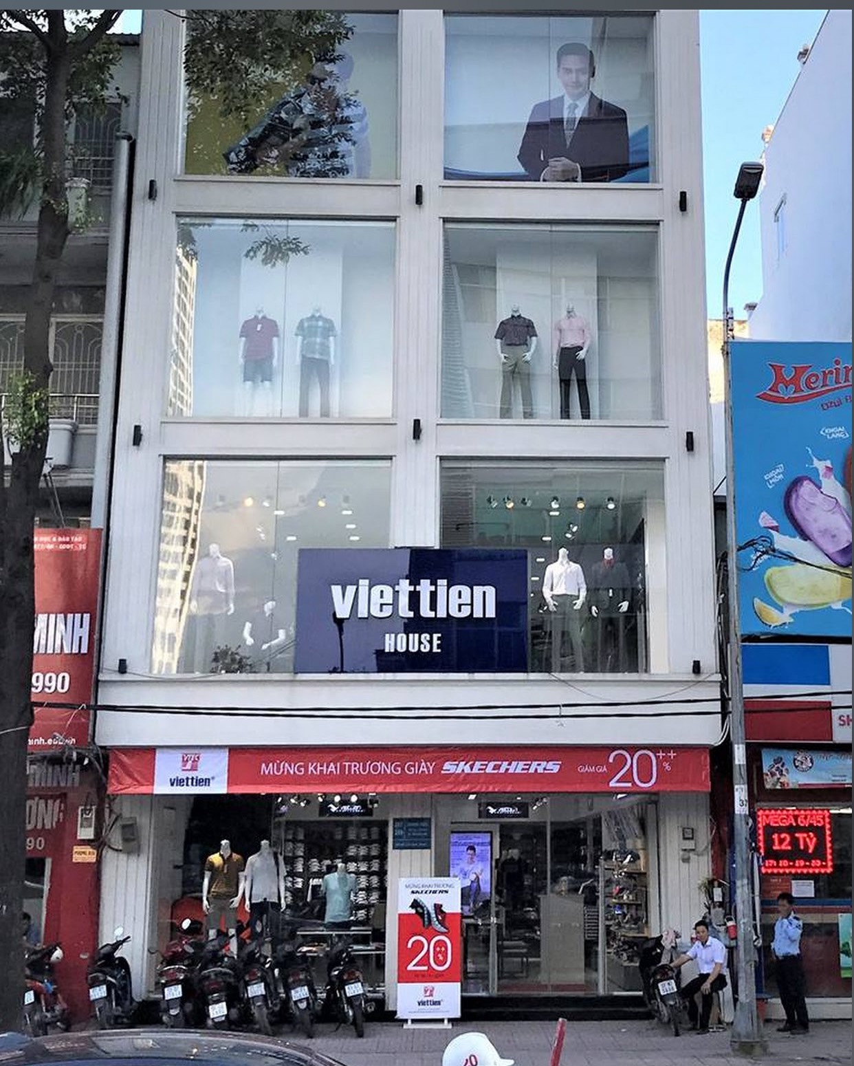 Cho thuê nhà 2 mặt tiền đường Hoàng Diệu, Quận 4 vị trí đẹp có 4 tầng