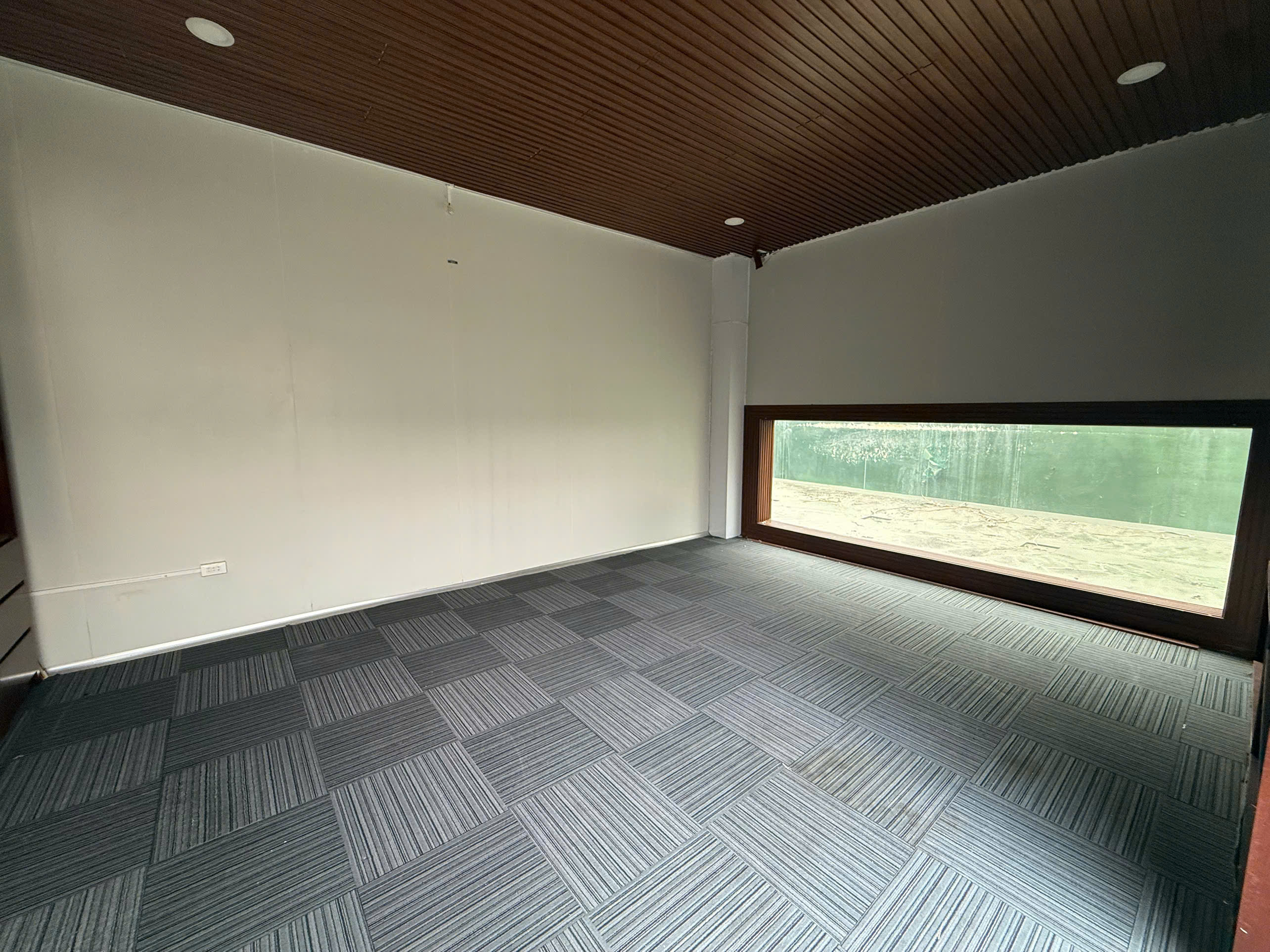 House and land for rent in Nam Thong 2 Phu My Hung, District 7 3-storey house with 6 bedrooms – 586,964m2 6