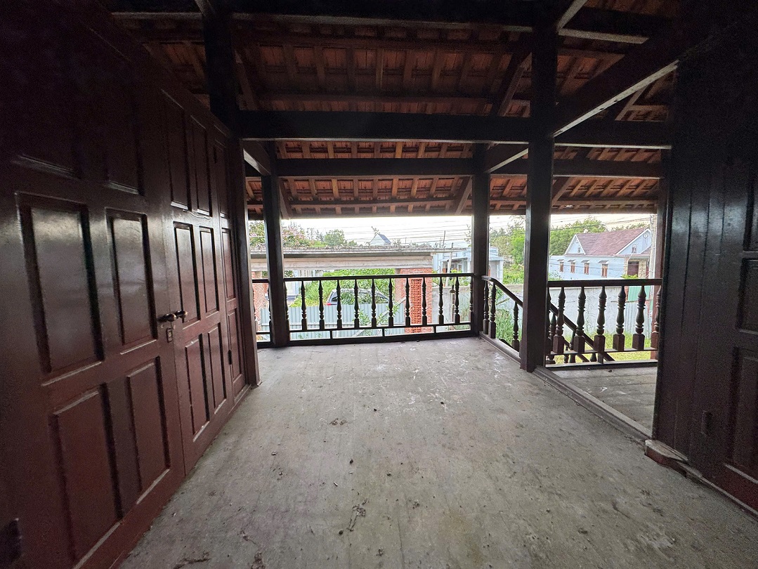 Bán nhà gỗ đường số 18 Hàm Tân, Lâm Đồng gần biển đất trồng cây lâu năm có 300m2 thổ - 2100m2 5