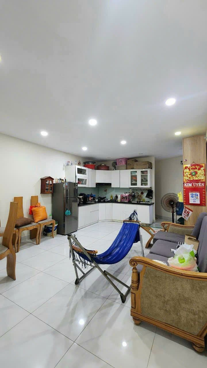 Bán nhà hẻm xe hơi cuối đường Cao Thị Chính, Phường Phú Thuận, Quận 7 thông qua hẻm 803 Huỳnh Tấn Ph 8