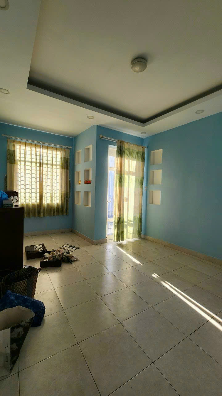 Bán nhà hẻm xe hơi cuối đường Cao Thị Chính, Phường Phú Thuận, Quận 7 thông qua hẻm 803 Huỳnh Tấn Ph 6