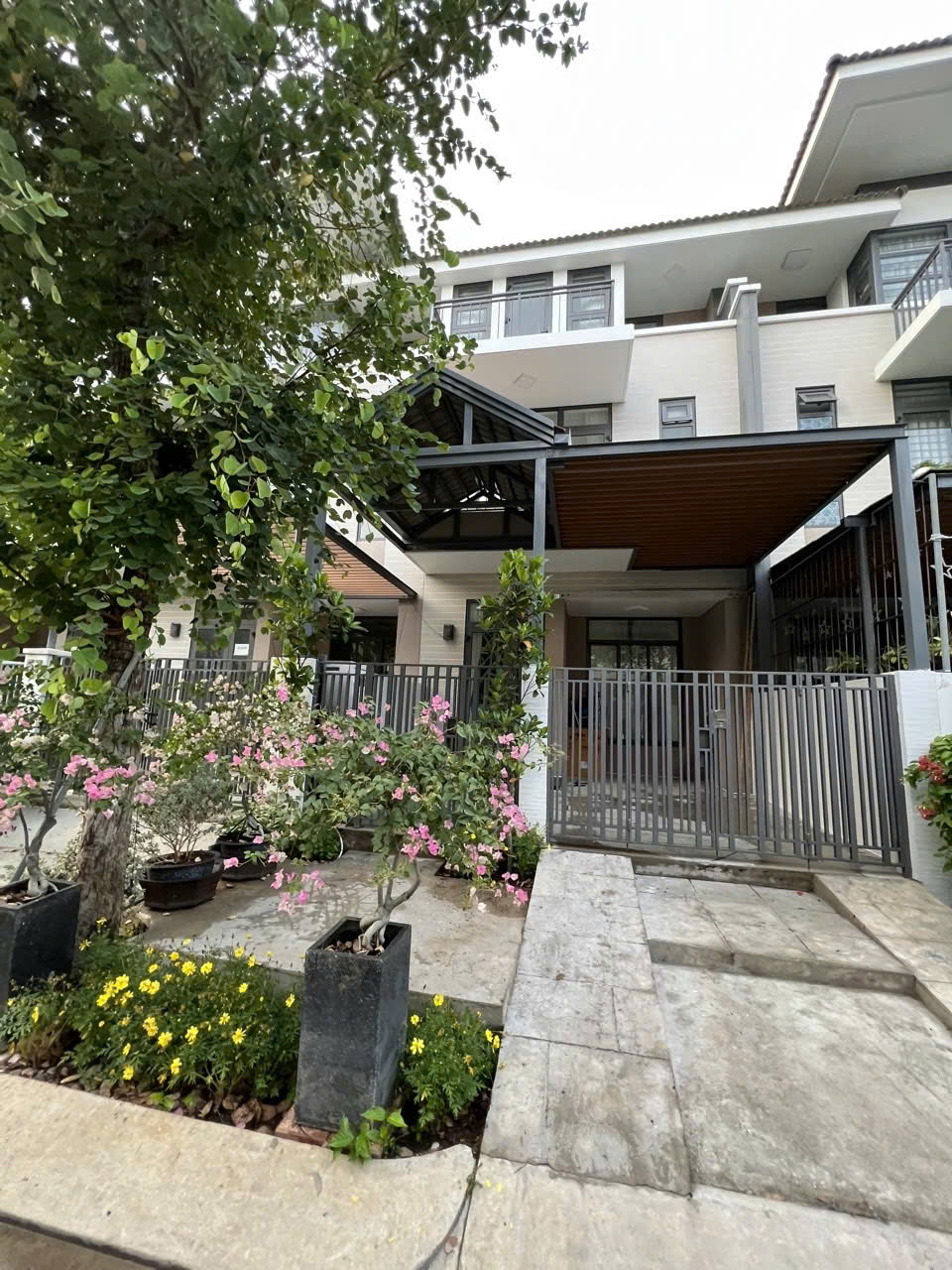 Bán nhà liên kế Lavila Phước Kiển, Nhà Bè xây 3 tầng đang cho thuê 27 triệu/tháng – 96.8m2 6