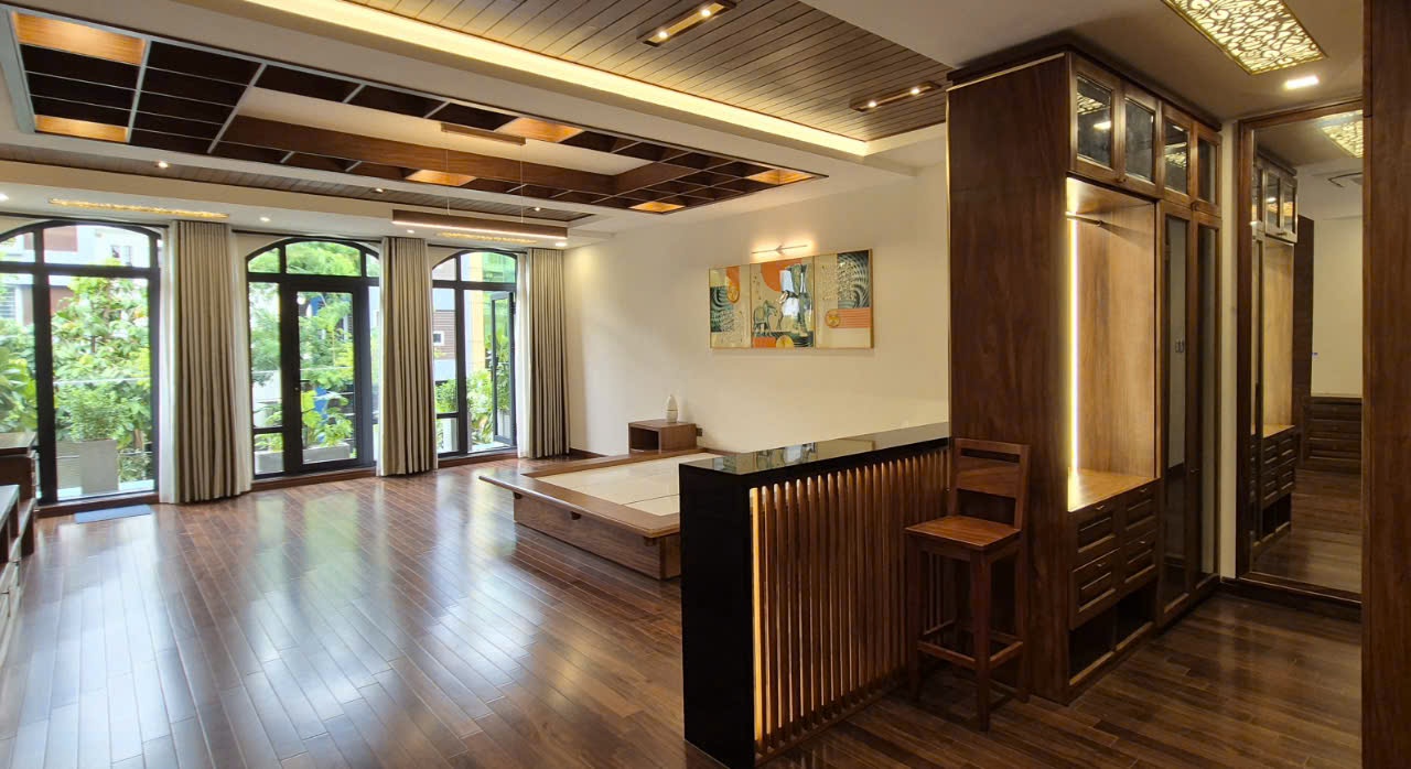 Bán nhà mặt tiền Hưng Gia 5 Phú Mỹ Hưng, Quận 7 có 6 tầng, thang máy vừa ở vừa làm văn phòng 4