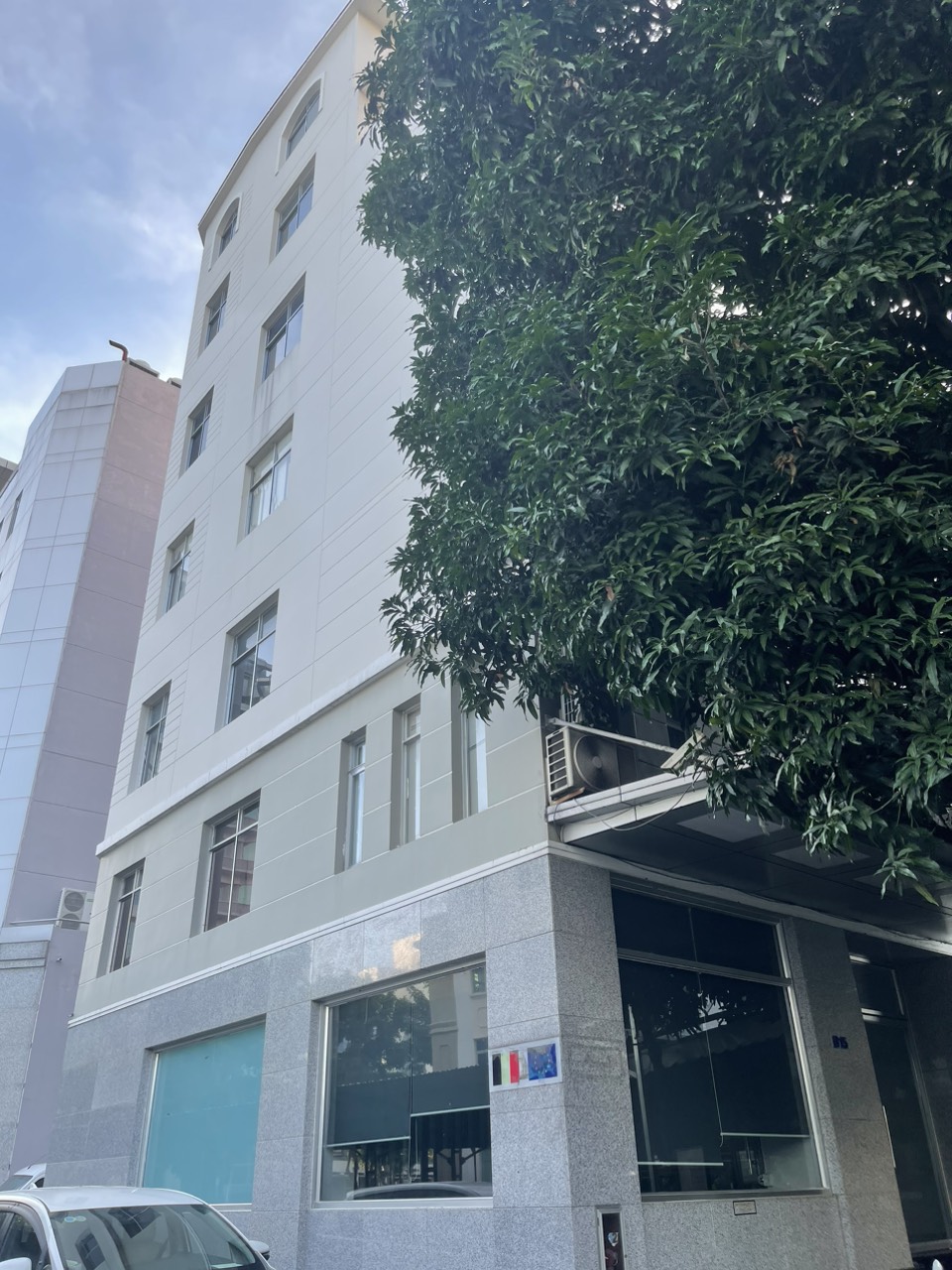 Cho thuê nhà mặt tiền khu Phú Mã Dương, Phú Mỹ Hưng, Quận 7 căn góc 3 mặt tiền có lửng+5 lầu 1