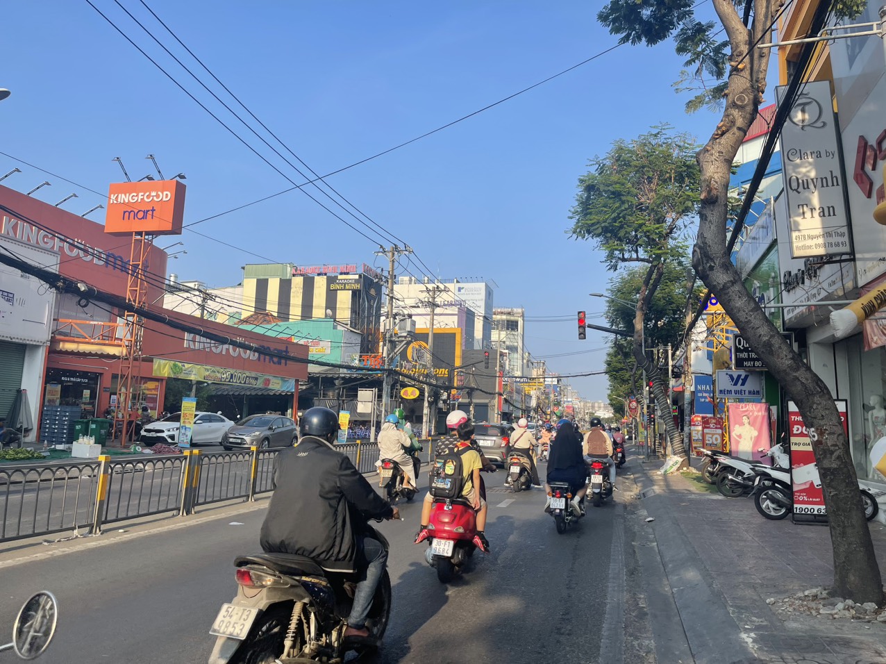 Bán hoặc cho thuê nhà mặt tiền Nguyễn Thị Thập, Quận 7 căn góc 2 mặt tiền gần Lotte Mart 1