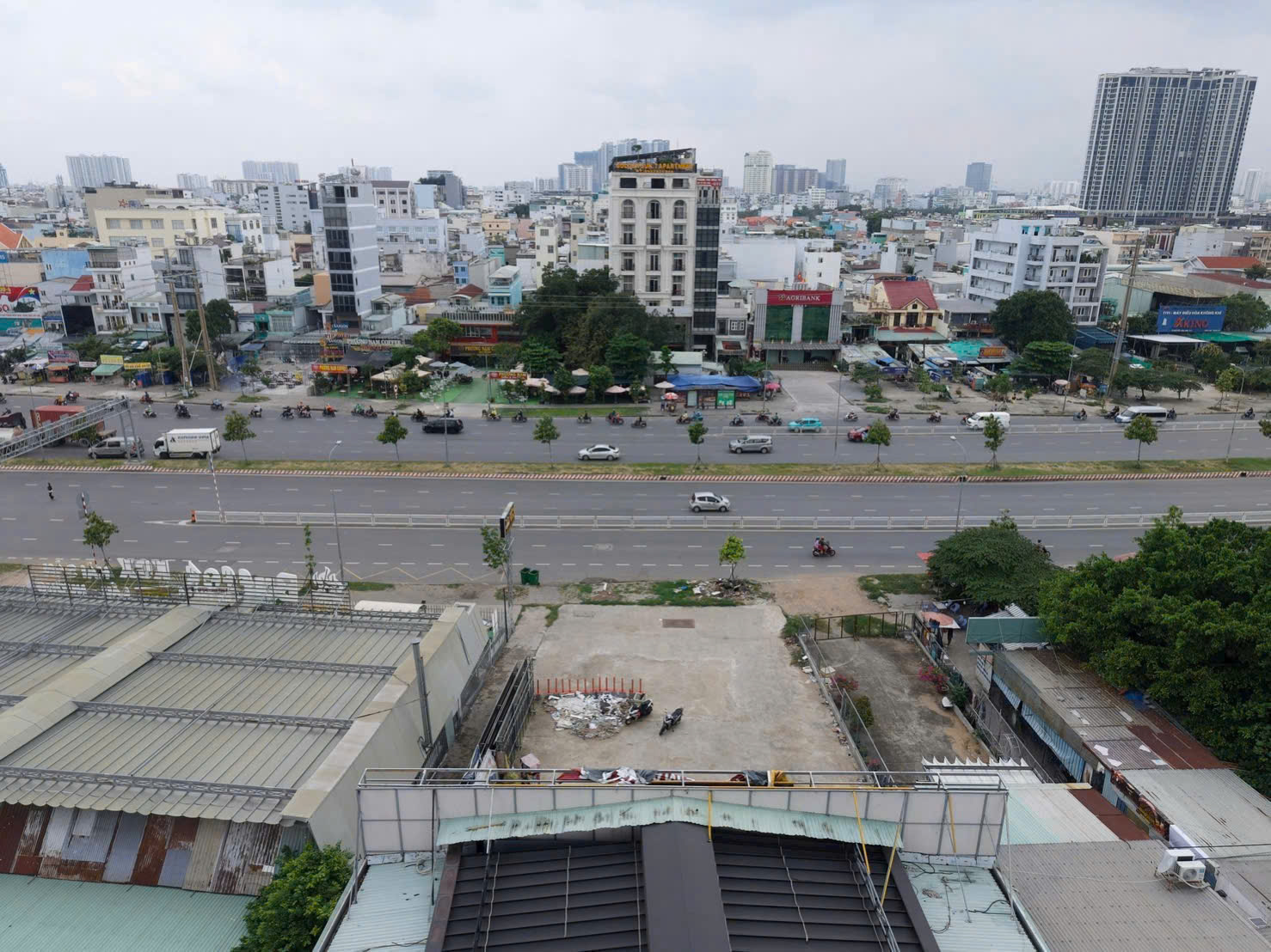 Cho thuê mặt bằng mặt tiền Nguyễn Văn Linh Phường Tân Thuận, Quận 7 có sẵn nhà tiền tiền chế – 800m2 3
