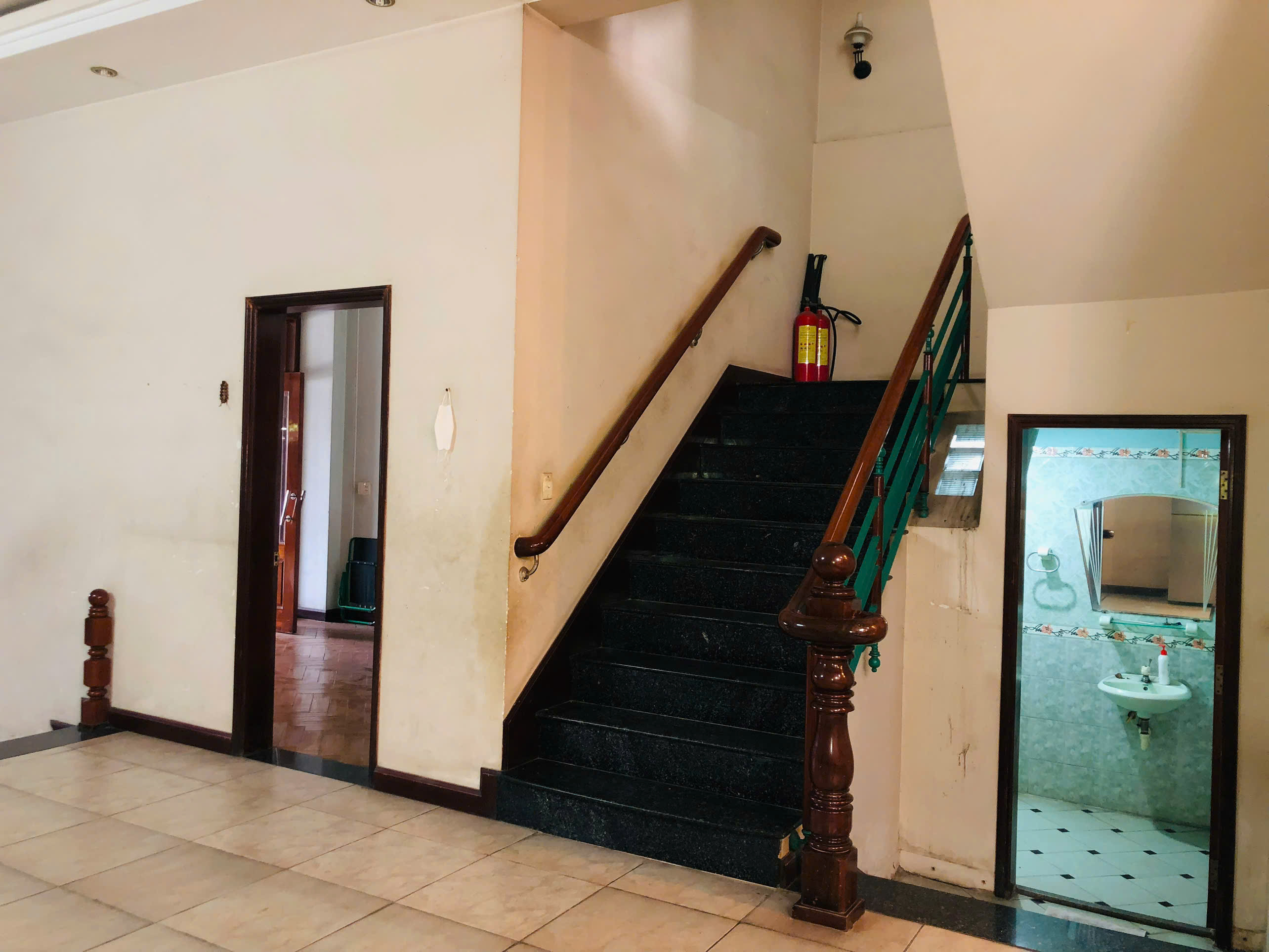Bán hoặc cho thuê nhà phố 39-41 Cầu Xéo, Quận Tân Phú vị trí đẹp xây 4 tầng có 3 phòng ngủ + phòng g 8