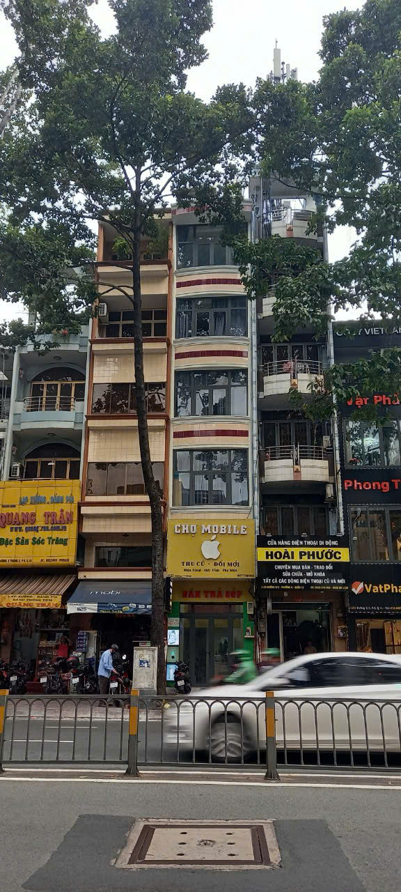 House for sale in front of 3/2 street, District 11, building 6 floors, for rent 20 million/month – 24m2