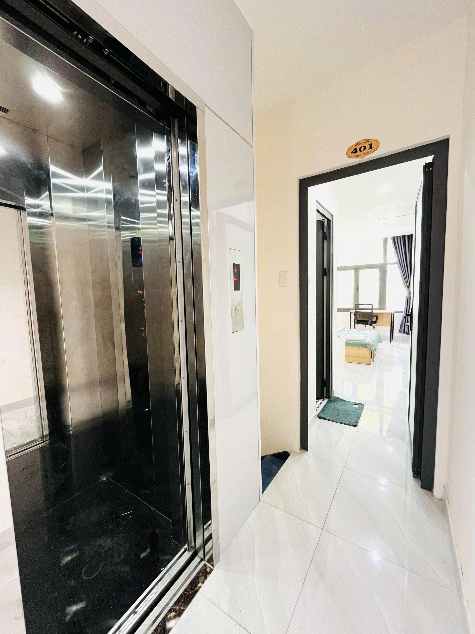 House for sale in front of 3/2 street, District 11, building 6 floors, for rent 20 million/month – 24m2 1