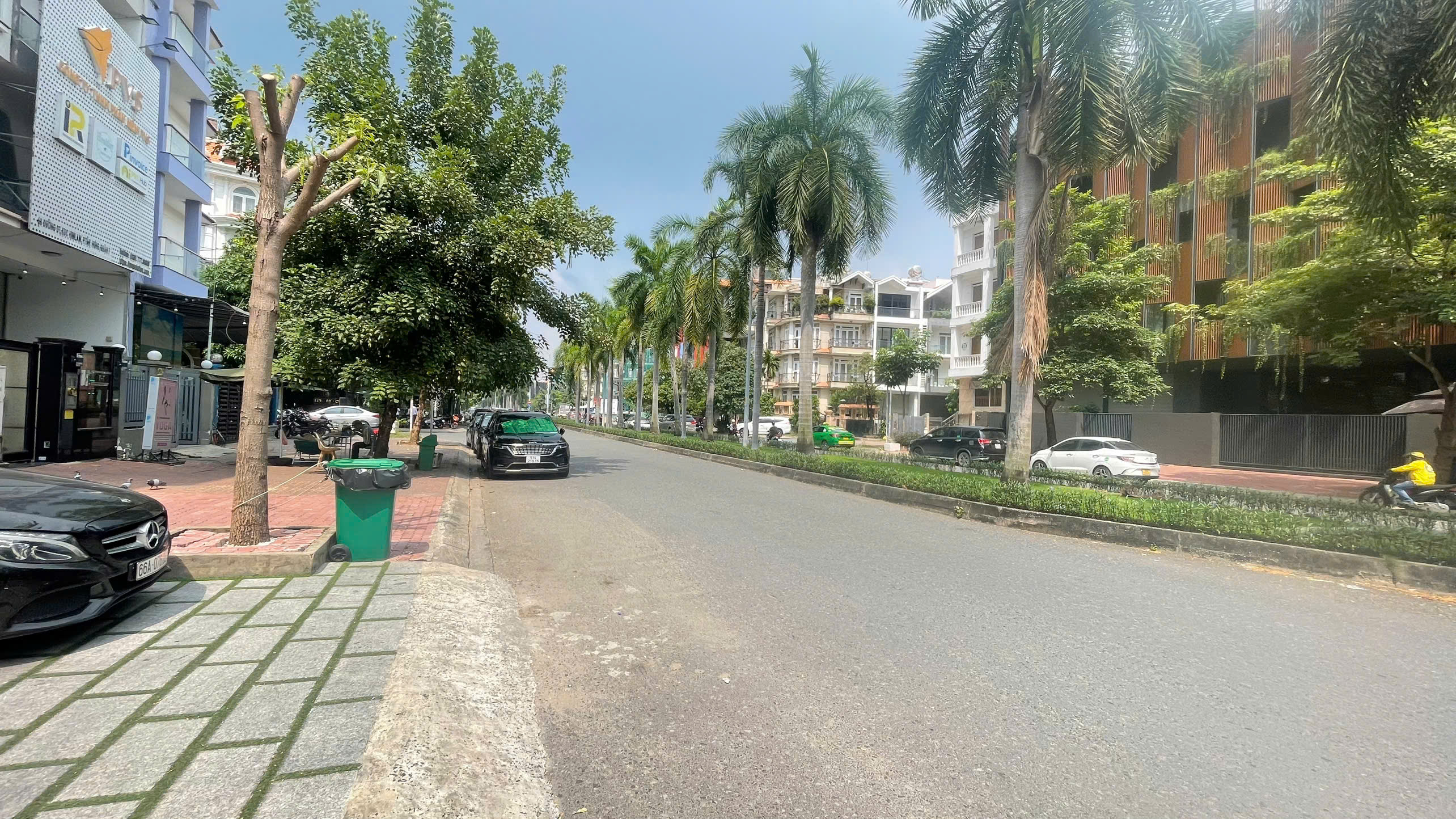 Townhouse for rent on D1 Street, Him Lam Residential Area, District 7 with 4-storey basement, main street 3