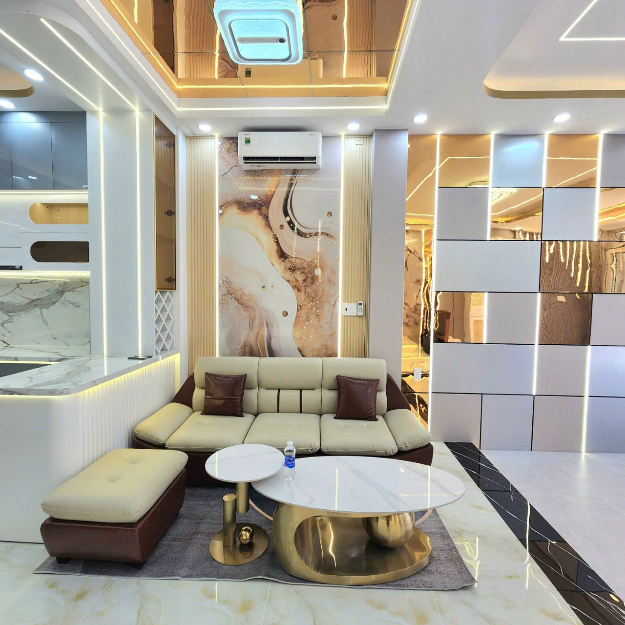 Bán nhà phố hẻm ô tô đường Gò Ô Môi, Quận 7 xây 3 lầu có 4 phòng ngủ nội thất cao cấp – 60m2 3