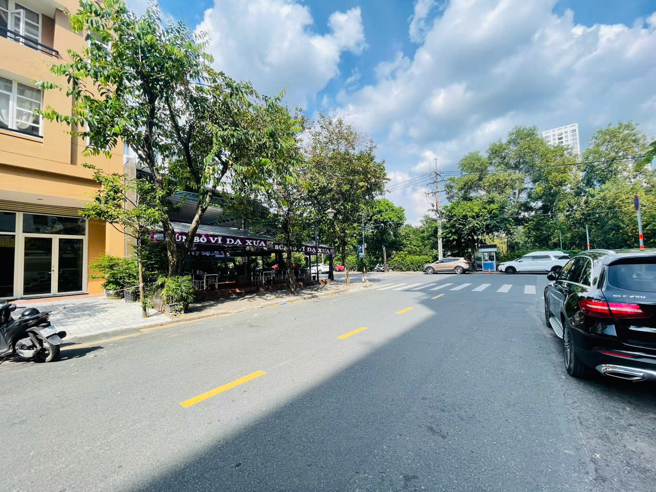 Bán hoặc cho thuê nhà phố đường Lê Văn Thêm, Hưng Phước 1, Phú Mỹ Hưng, Quận 7 có 5 tầng 5