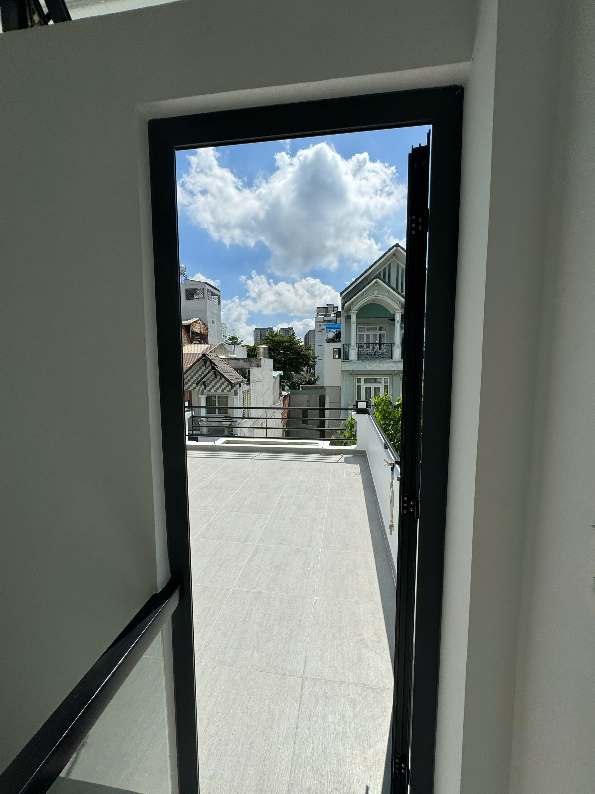 Bán nhà phố gần chợ Tân Mỹ đường số, Quận 7 nhà mới có 4 phòng ngủ 9