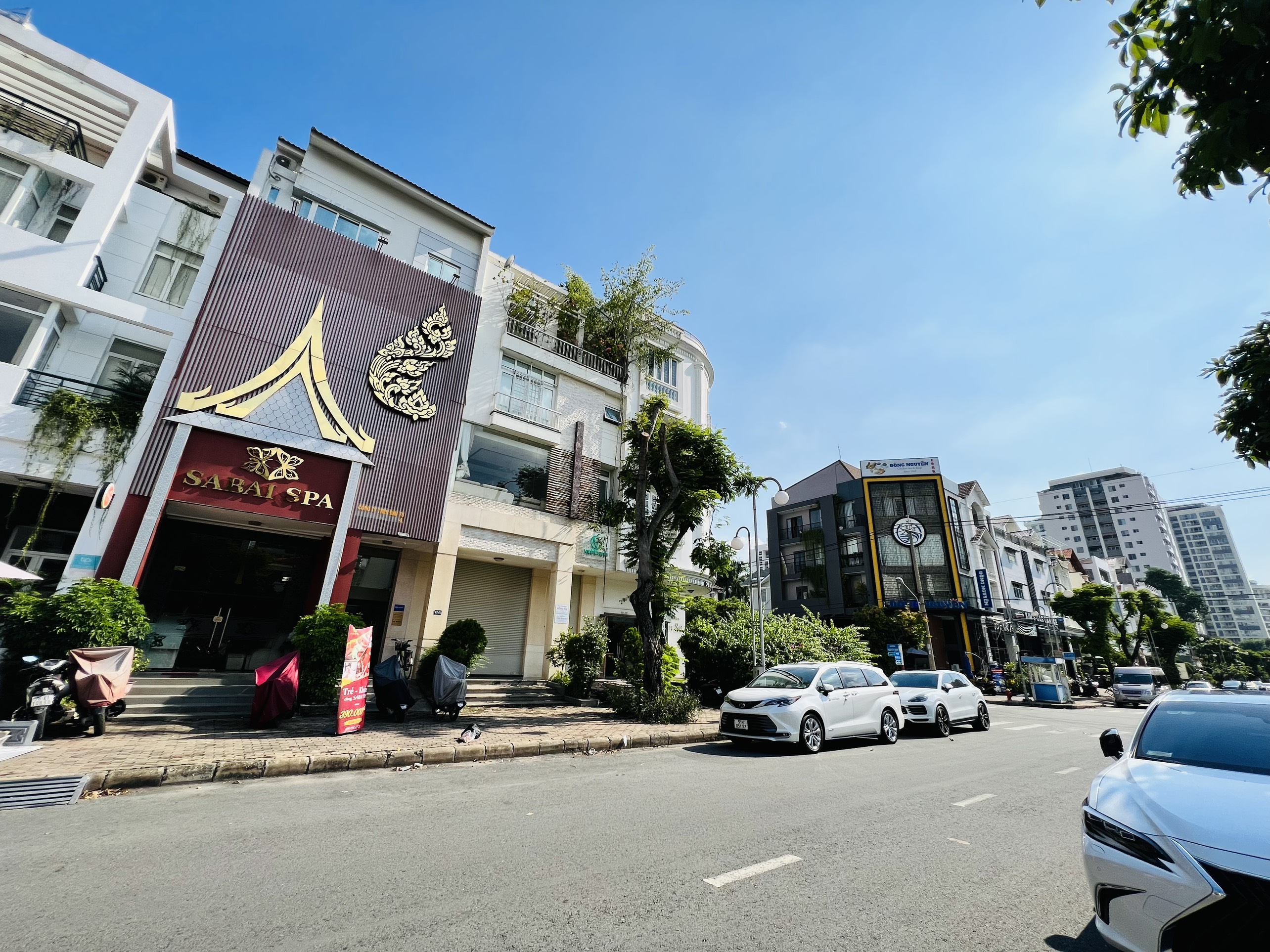 CHO THUÊ NHÀ PHỐ HÀ HUY TẬP KHU CẢNH ĐỒI PHÚ MỸ HƯNG 2